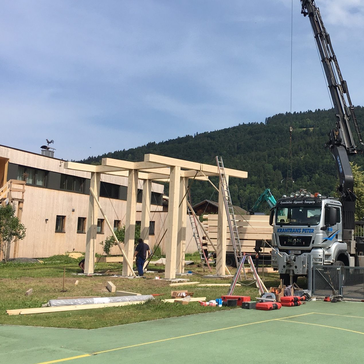 Finale Aufbauarbeiten