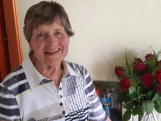 Herzliche Glückwünsche für die Jubilarin Eleonore Herzliche Glückwünsche für die Jubilarin Eleonore