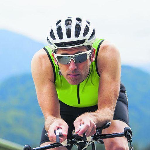 Sporteln ohne entsprechenden Schutz für die Augen birgt Gefahren in vielerlei Hinsicht.