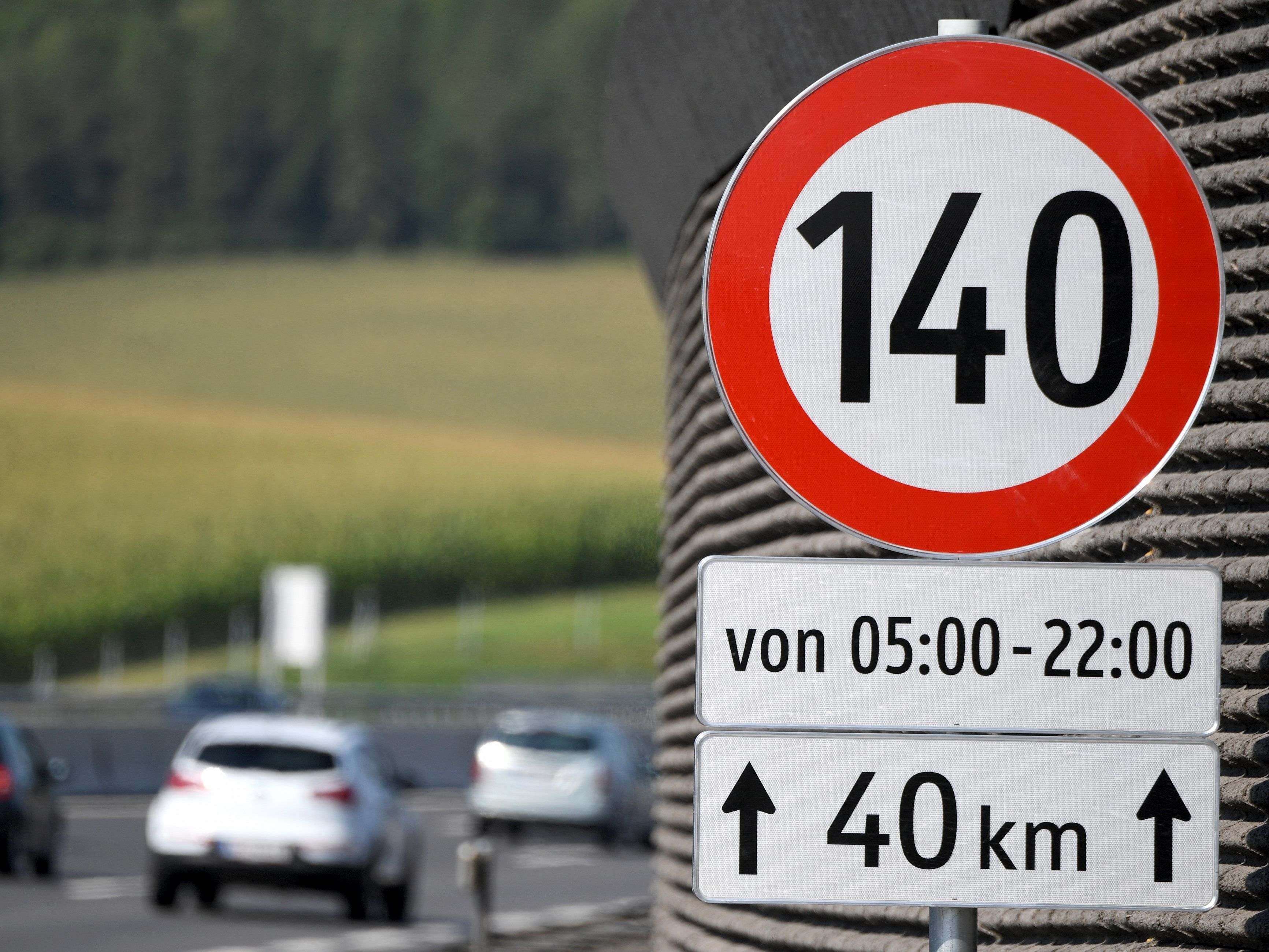 Laut Asfinag-Gutachten ist die Umweltbelastung nur marginal um ein bis zwei Prozent gestiegen. Laut Asfinag-Gutachten ist die Umweltbelastung nur marginal um ein bis zwei Prozent gestiegen.
