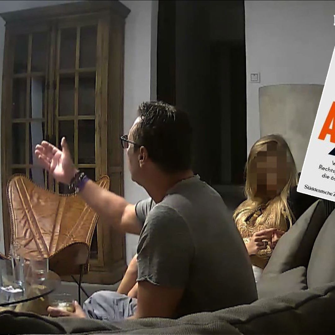 Das Buch ist ab sofort verfügbar.