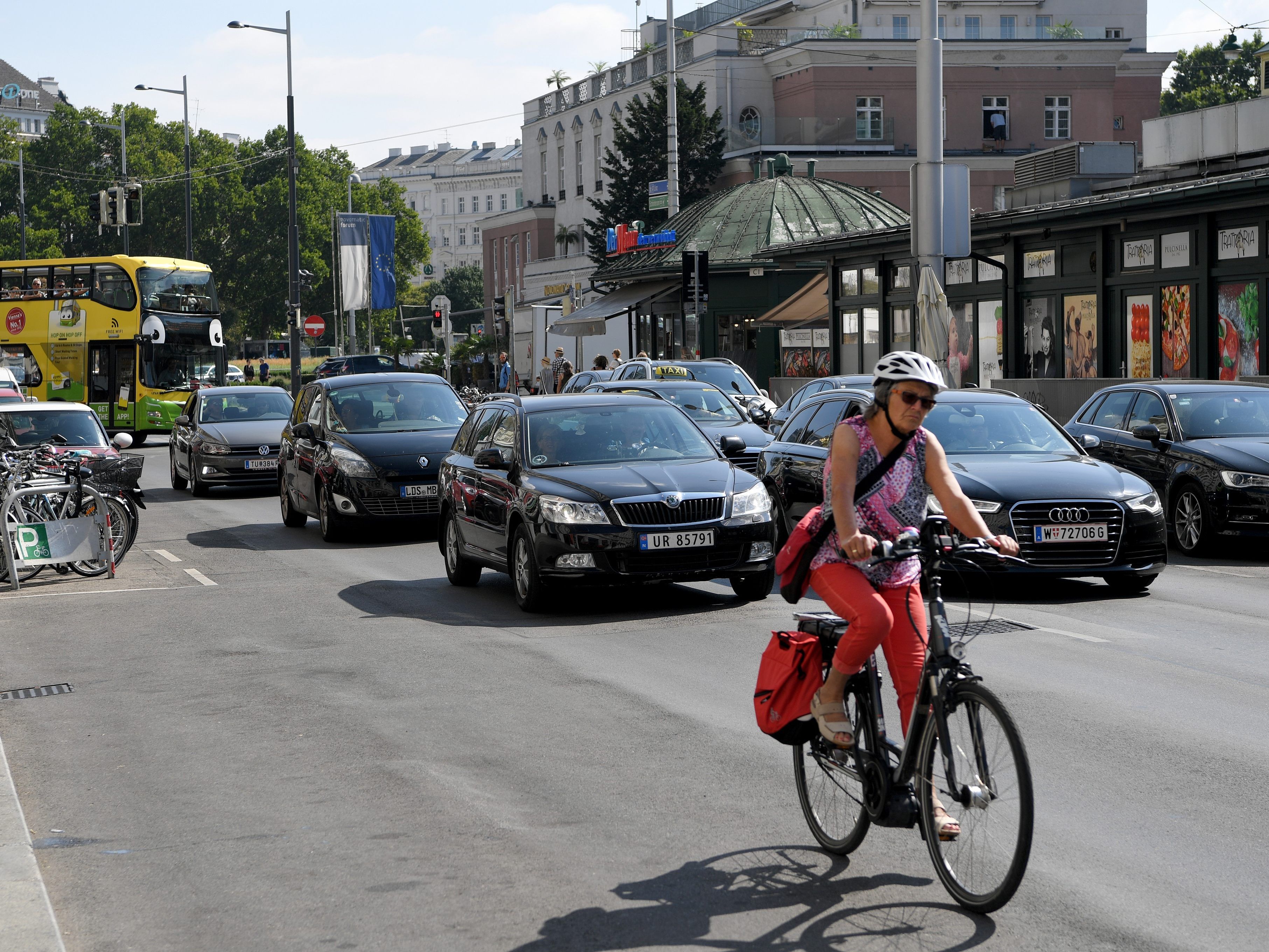 Der Radweg an der linken Wienzeile sorgt seit Monaten für stadtweite Aufregung.