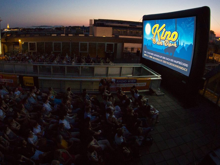 Das Kino am Dach zeigt ein Sonderprogramm. Das Kino am Dach zeigt ein Sonderprogramm.
