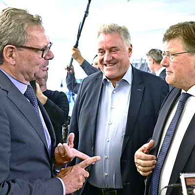 Arbeitgeber-Verhandler Collini und Gewerkschafter Dürtscher und Wimmer