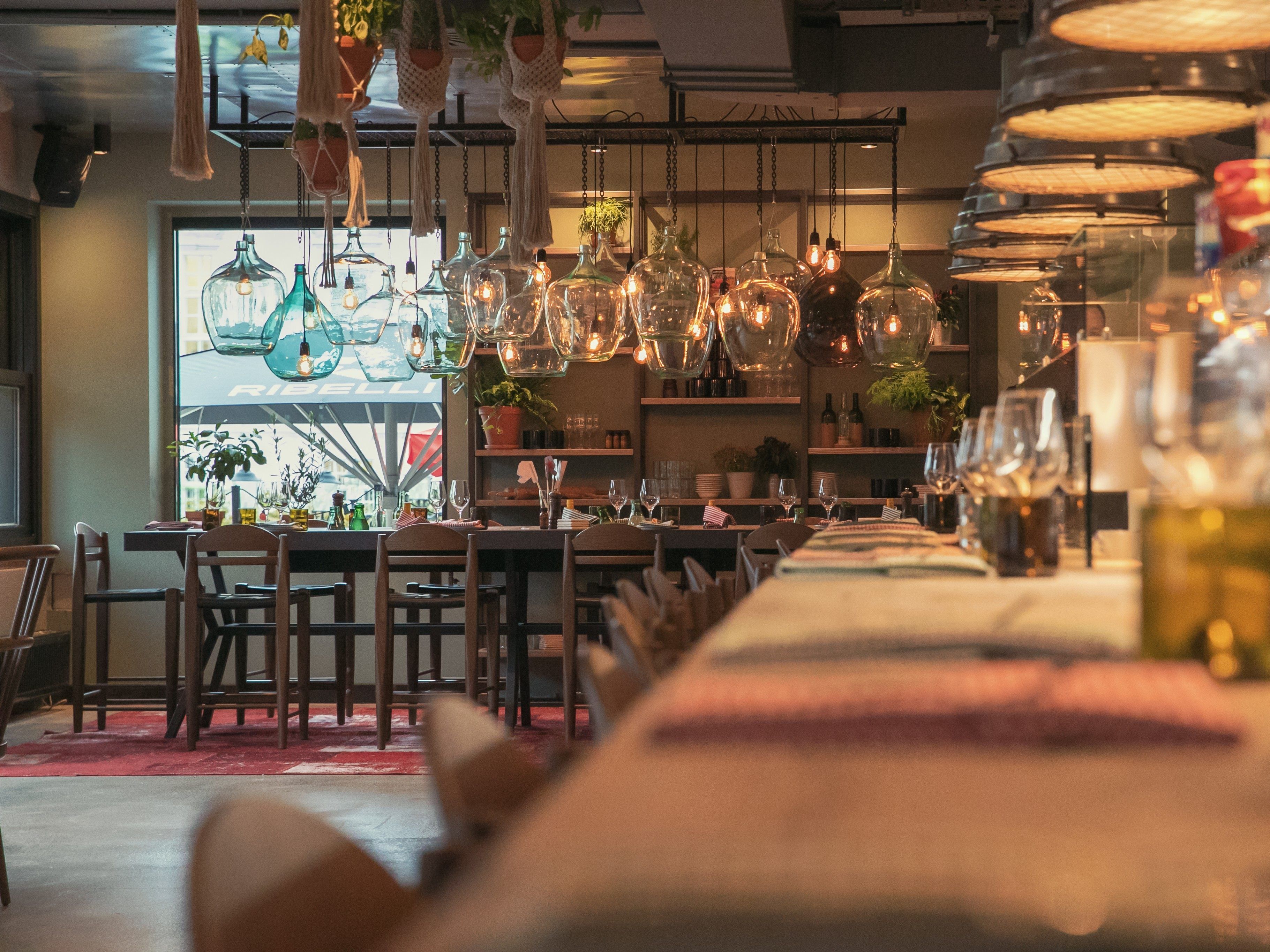 Das neue Restaurant "Ribelli" im Museumsquartier Wien. Das neue Restaurant "Ribelli" im Museumsquartier Wien.