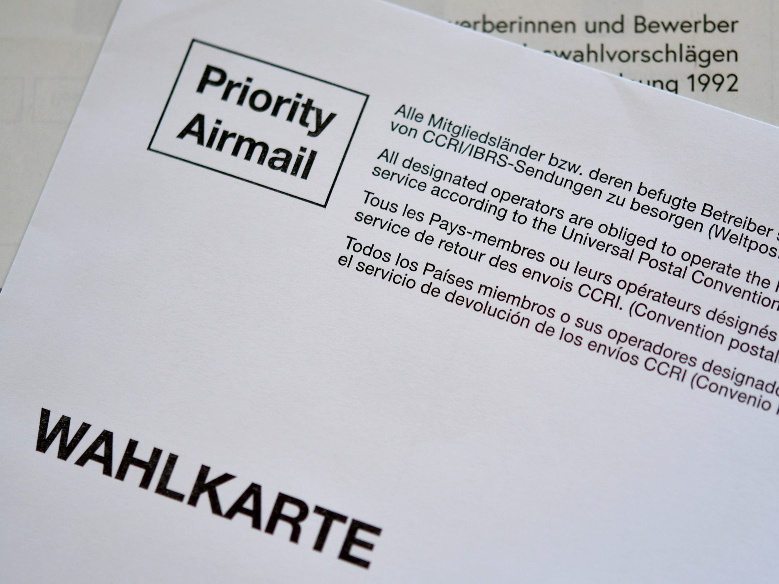 Samstagfrüh werden die Briefkästchen noch einmal entleert.