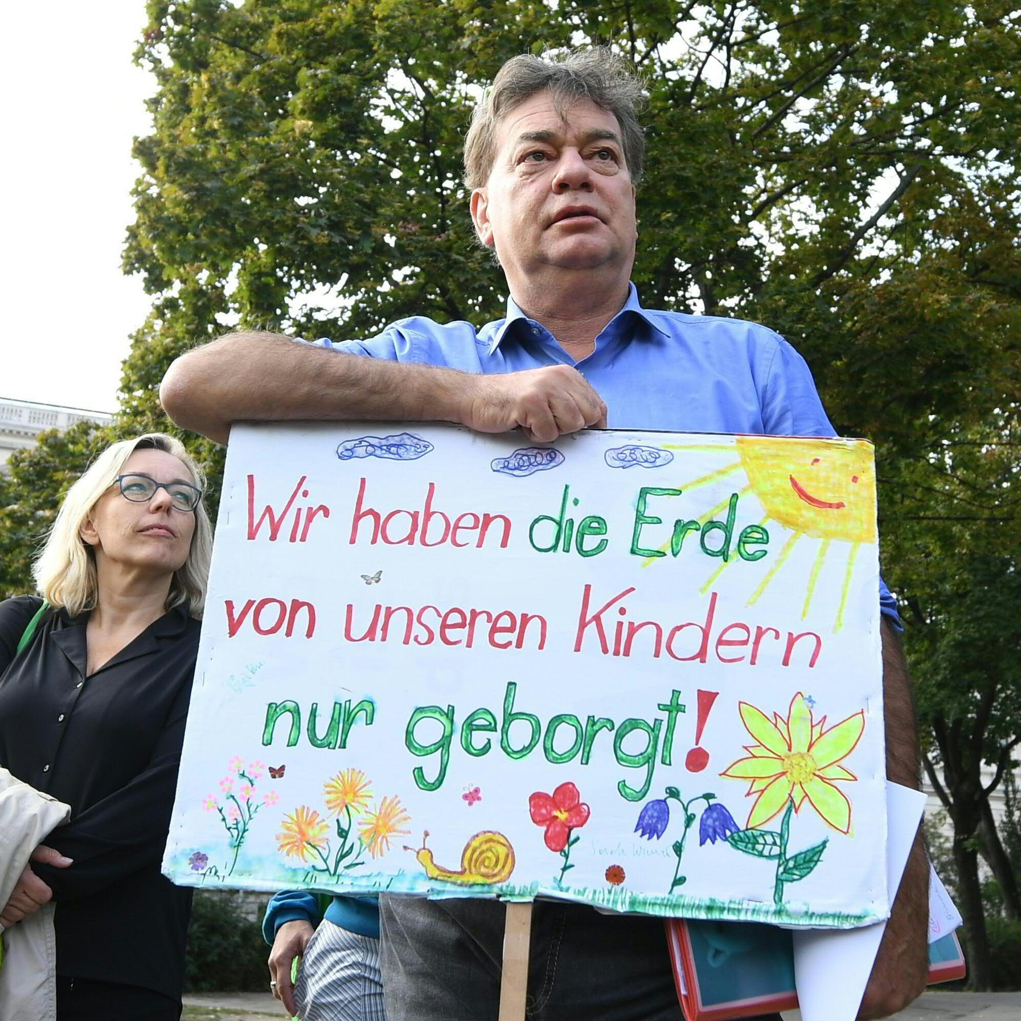 Kogler beim Wahlkampf-Finale.