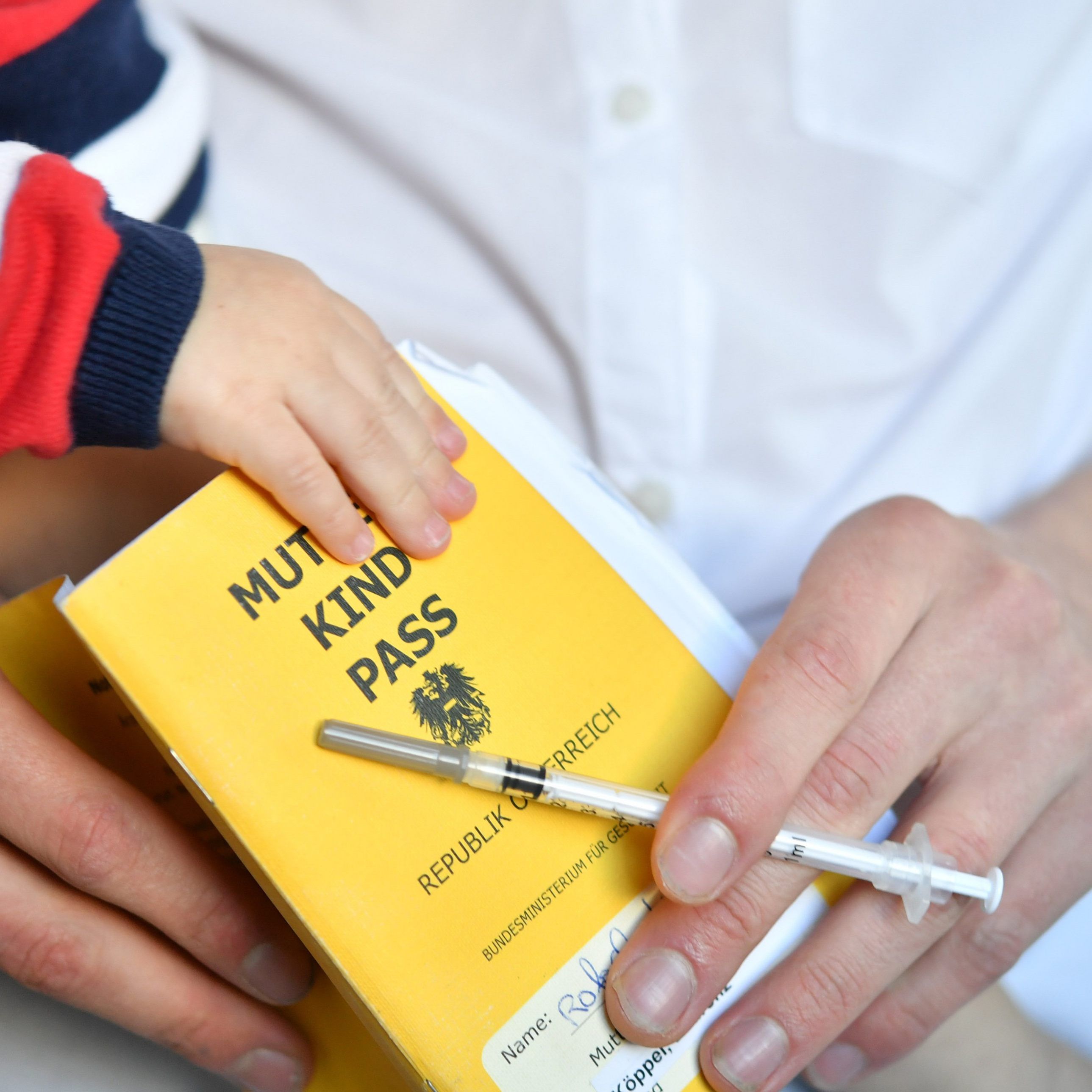 Symbolbild: Vorarlberger Eltern können Fragen zum Thema Impfung stellen.