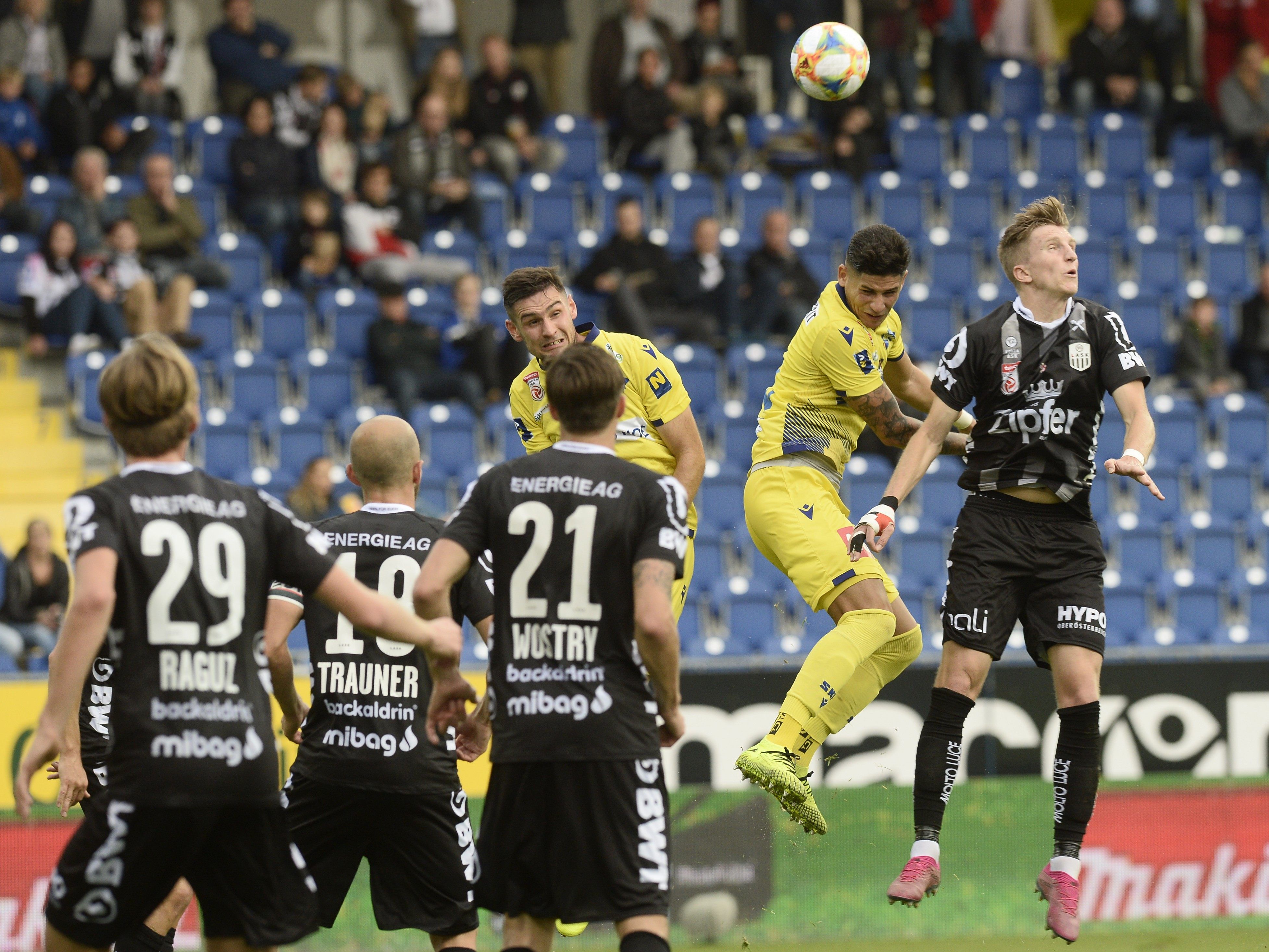 LASK wärmte sich in St. Pölten für die Europa League auf.