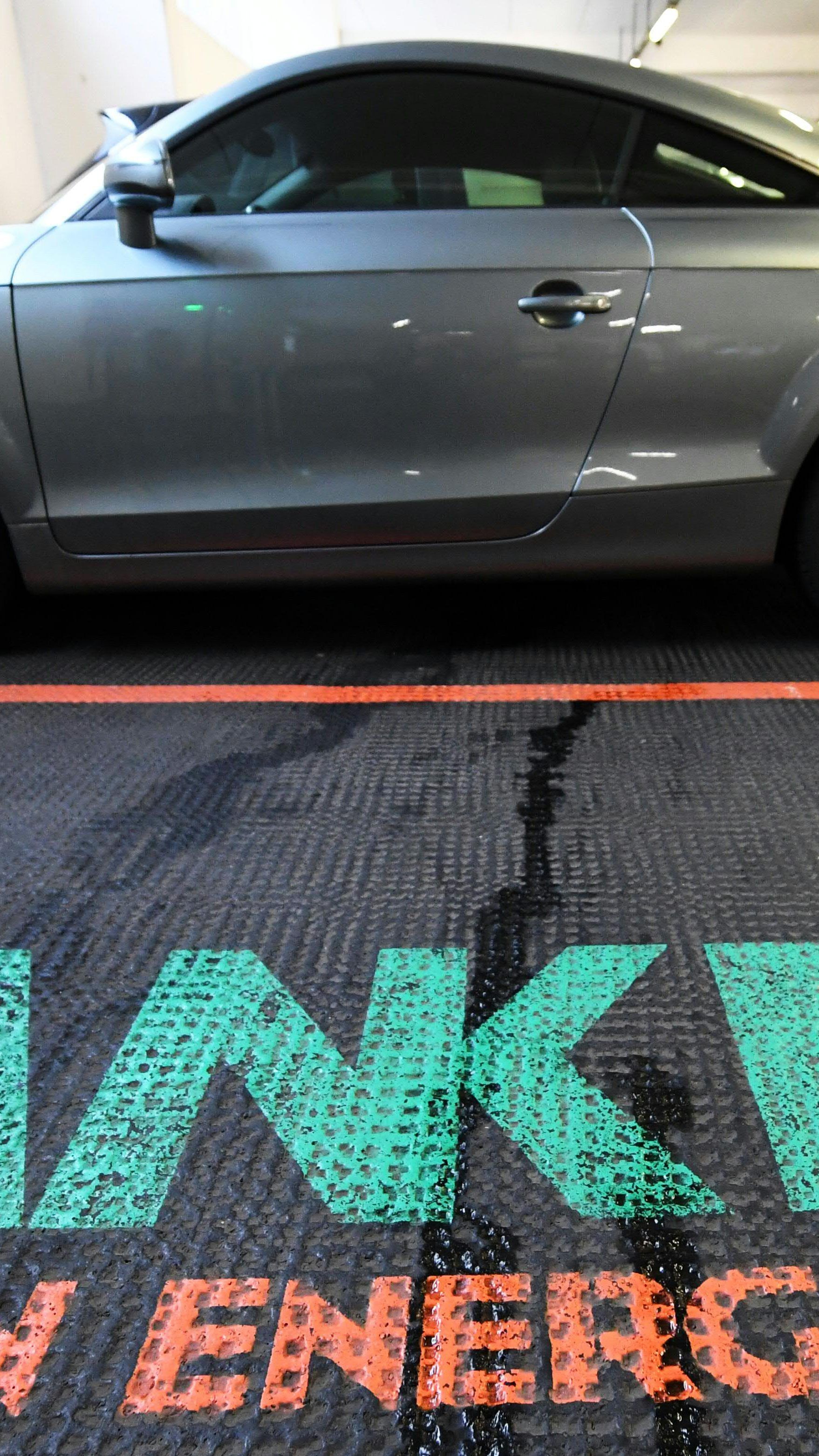 Gestern fand die Parade in Wien statt.