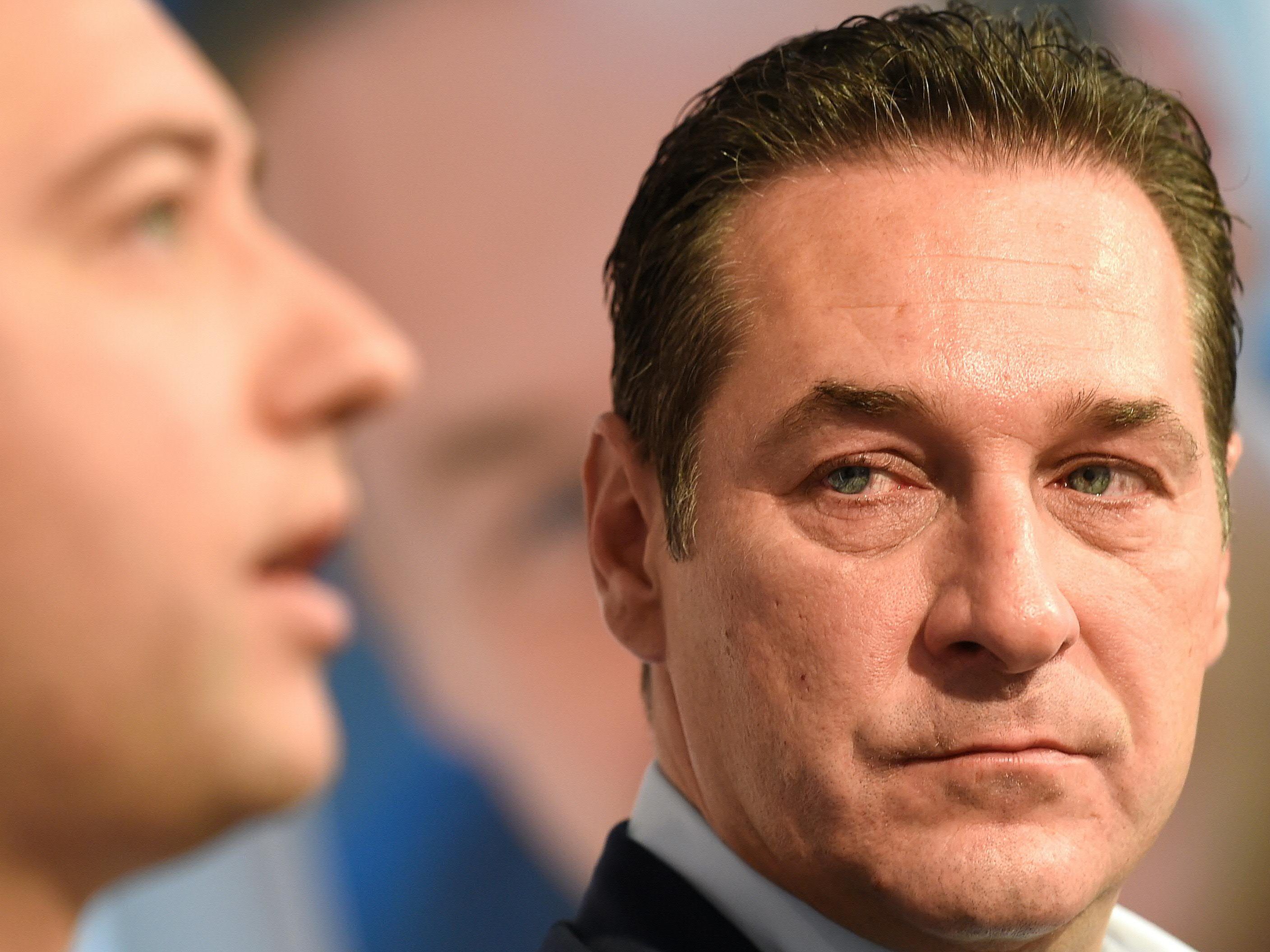 An der Suspendierung führt laut Haimbuchner kein Weg vorbei.