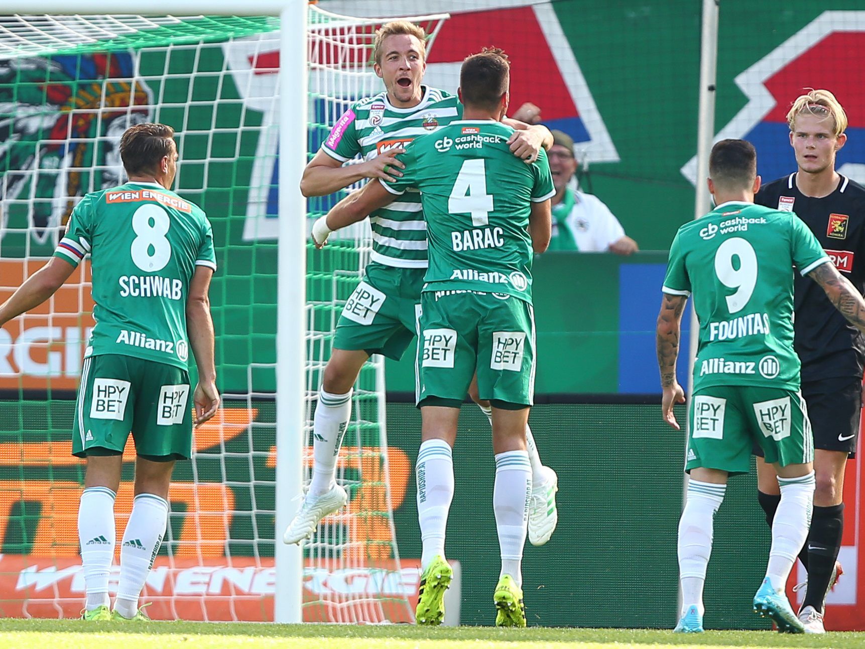 LIVE-Stream zum Spiel WSG Tirol gegen SK Rapid Wien ab 17.00 Uhr. LIVE-Stream zum Spiel WSG Tirol gegen SK Rapid Wien ab 17.00 Uhr.