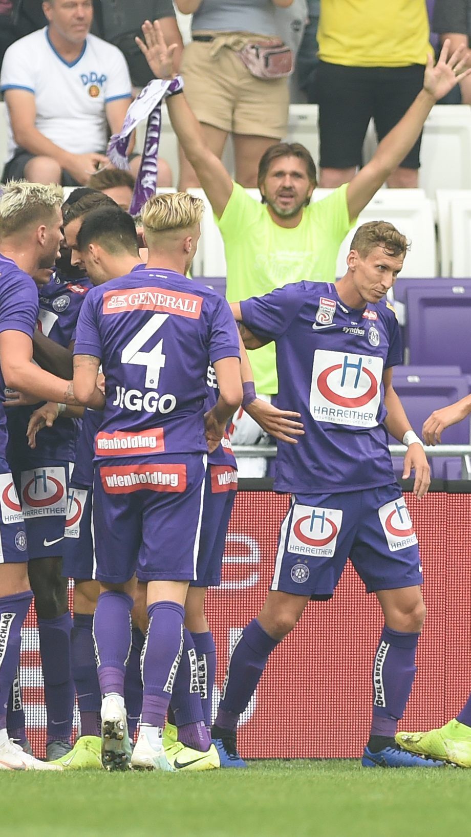 Hier sehen Sie das Match zwischen WAC und Austria Wien live.