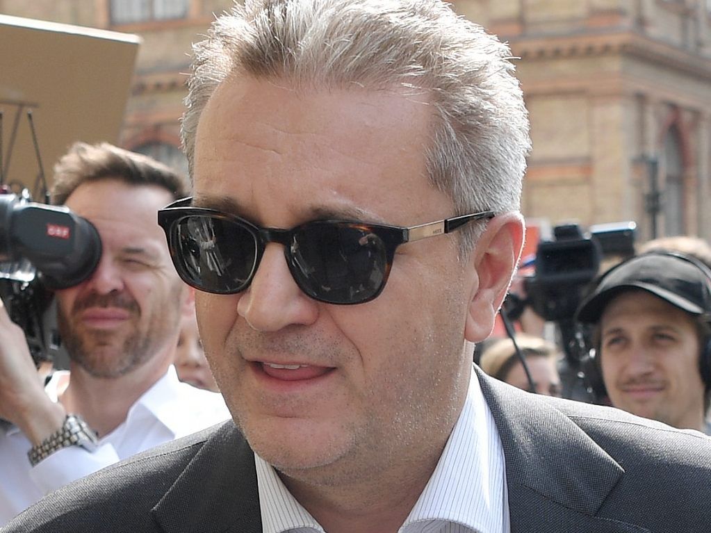 Peter Hacker nimmt die ÖVP auf die Schaufel. Peter Hacker nimmt die ÖVP auf die Schaufel.