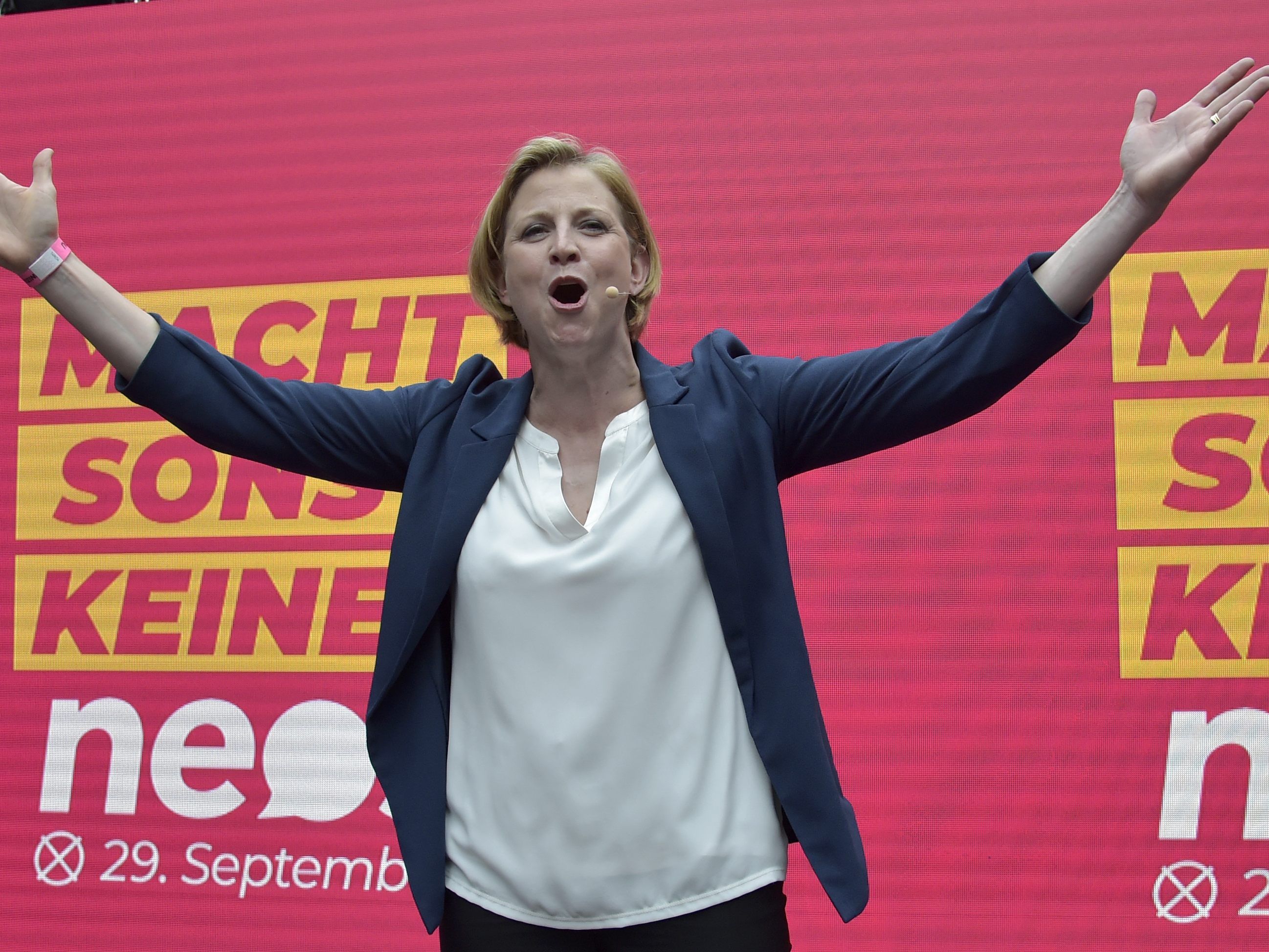 Beate Meinl-Reisinger mobilisiert noch einmal die Wähler.