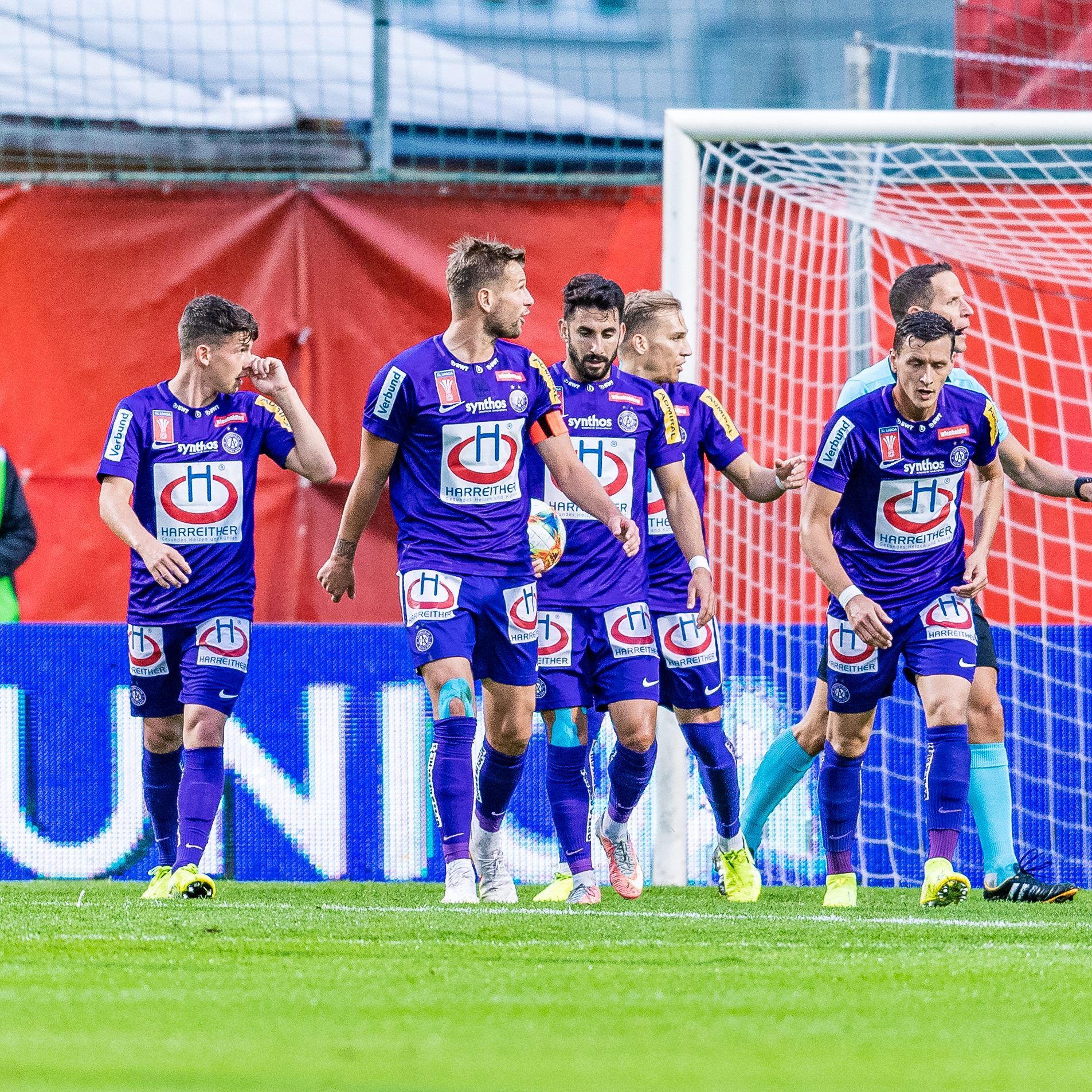 LIVE-Ticker zum Spiel Red Bull Salzburg gegen Austria Wien ab 17.00 uhr.