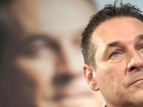 Das Verfahren wegen angebliche Attentatspläne wurde eingestellt. Das Verfahren wegen angebliche Attentatspläne wurde eingestellt.
