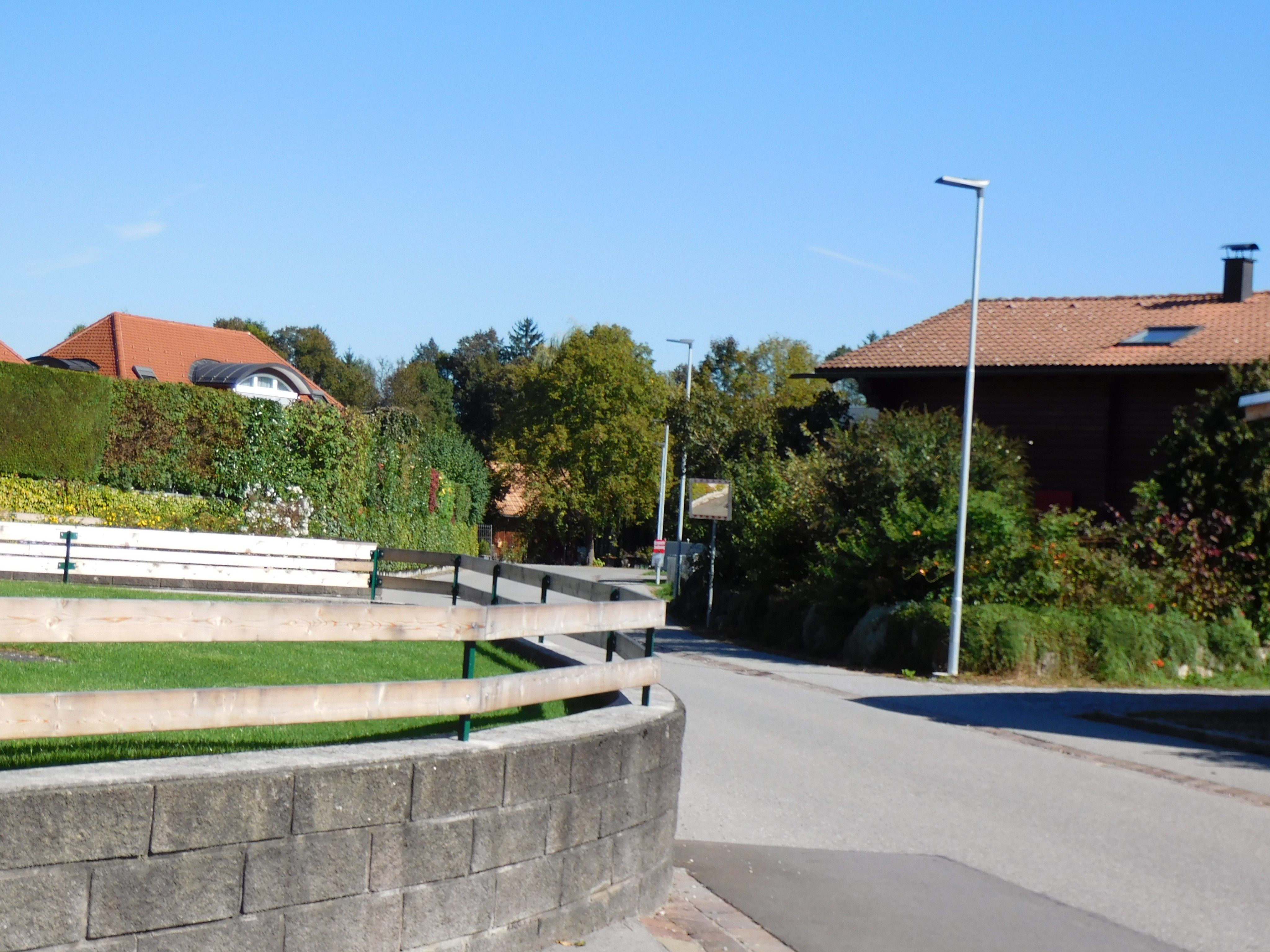 30 neue Masten in der Konstanzerstraße