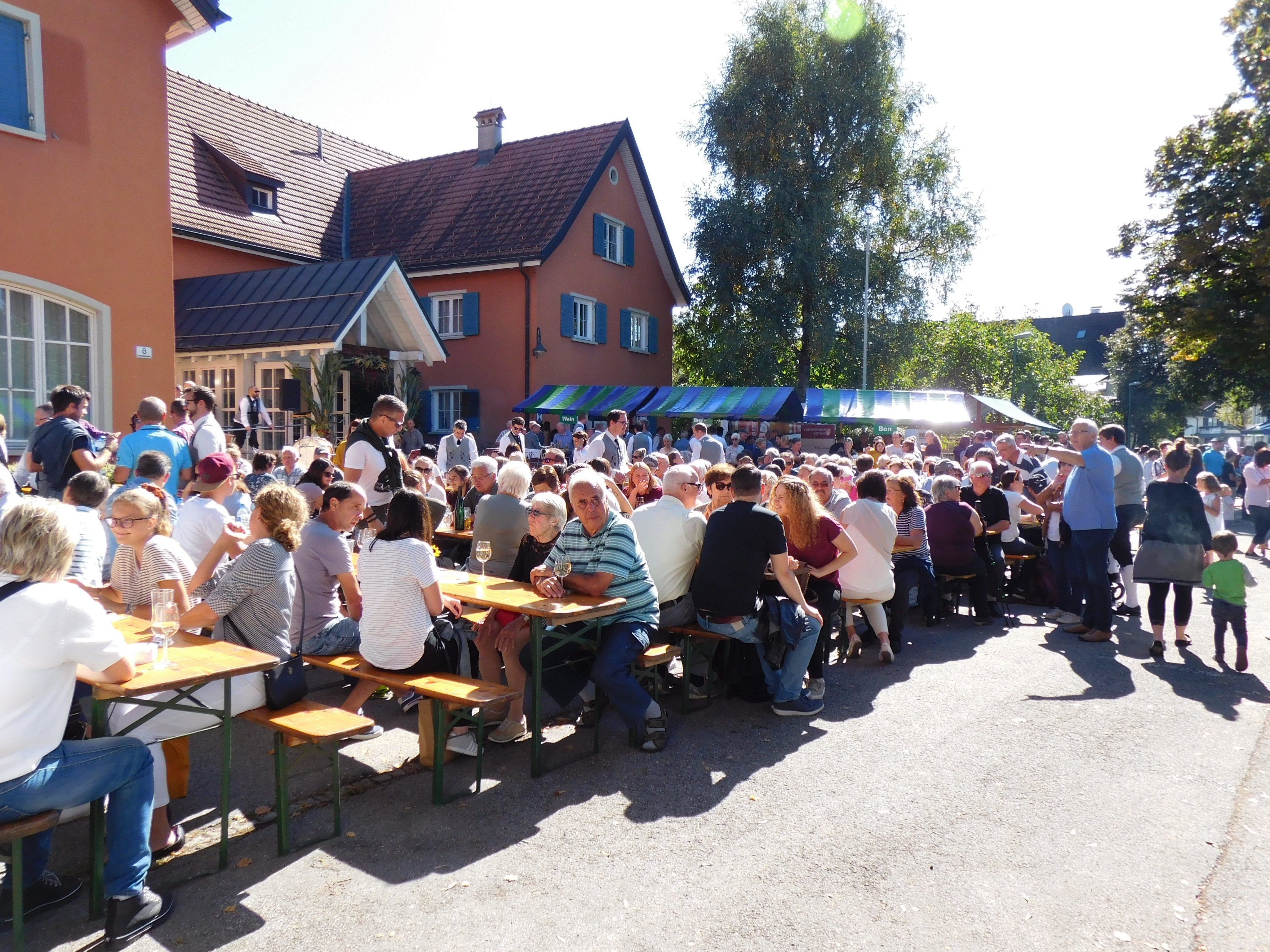 Beste Stimmung beim Röthner Dorfmarkt