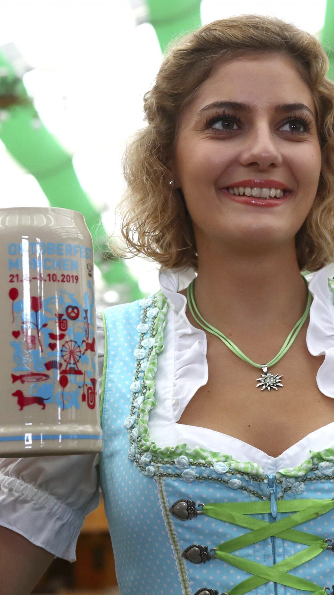 Ein Maß Bier soll dieses Jahr bis zu 11,80 Euro kosten.