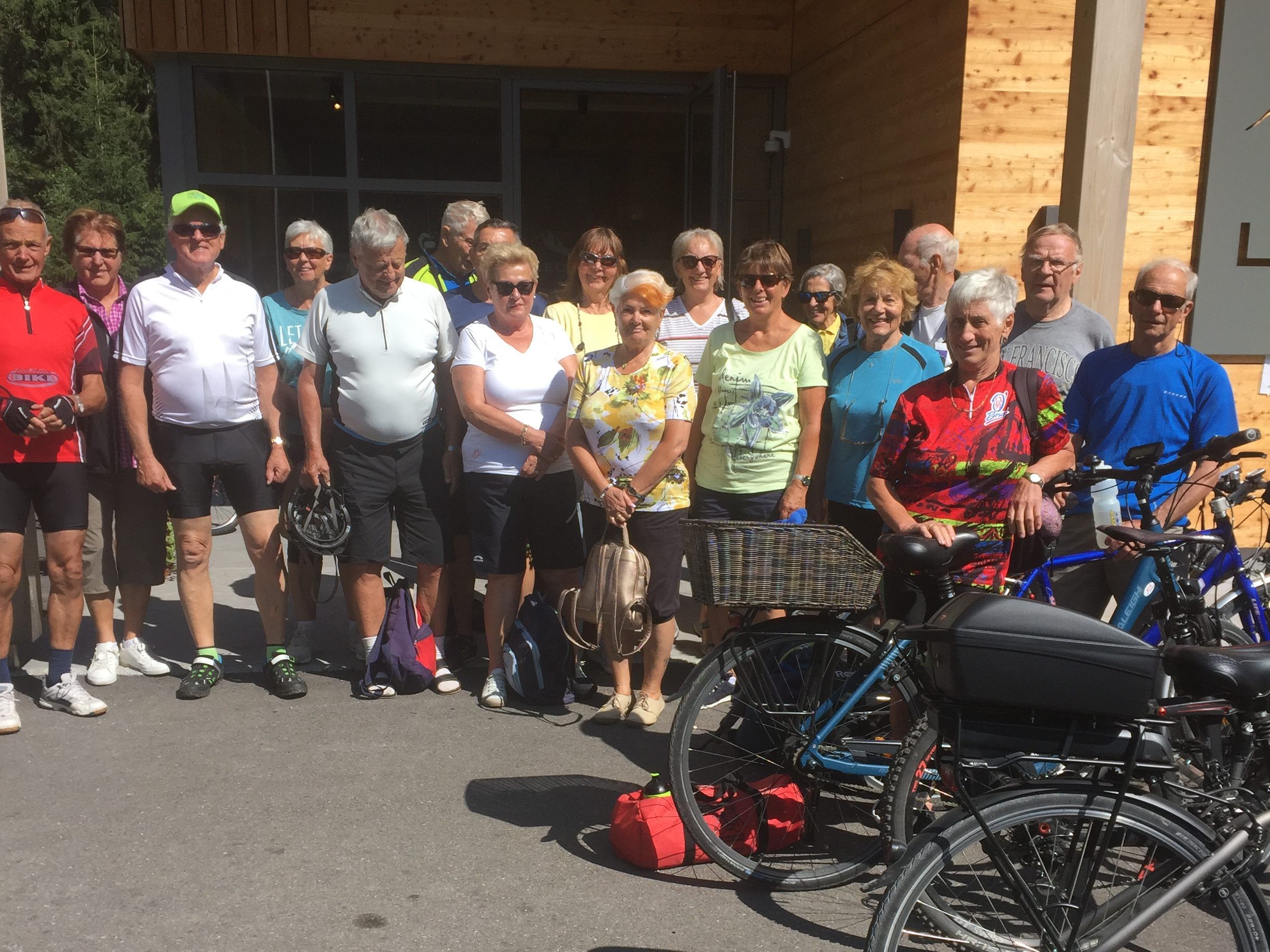 Die Radler nach der Mittagspause