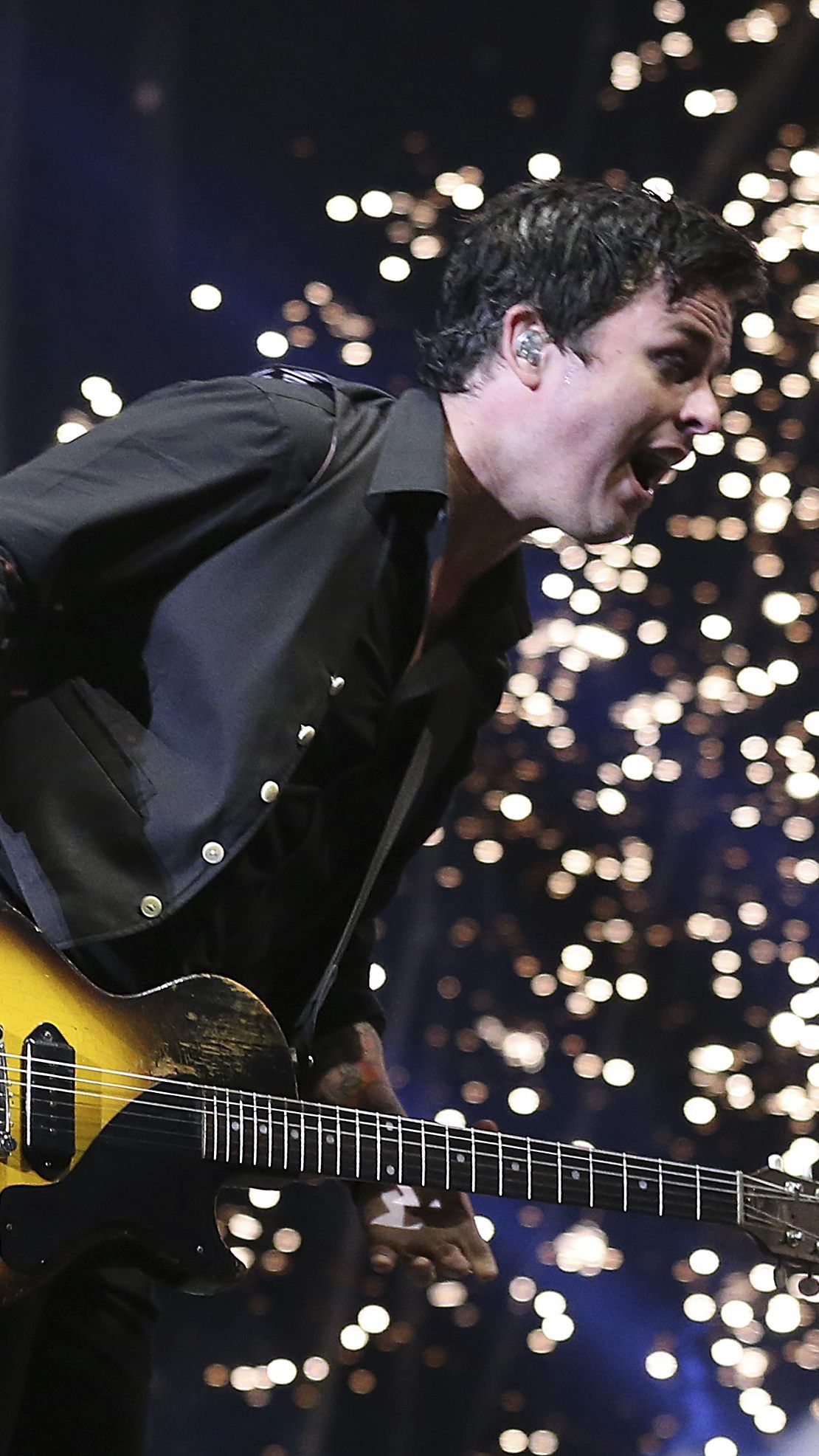 Die Rockband wird bei der "Hella Mega Tour" von Fall Out Boy und Weezer begleitet.