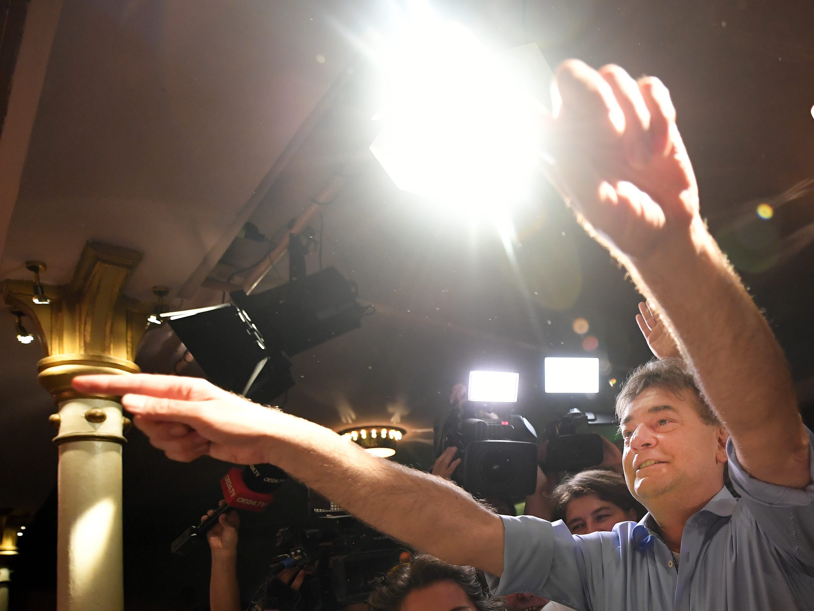 Die Grünen hab nicht nur Stimmen gewonnen, sondern steigen auch in SAchen Parteien- und Klubfinanzierung gut aus.