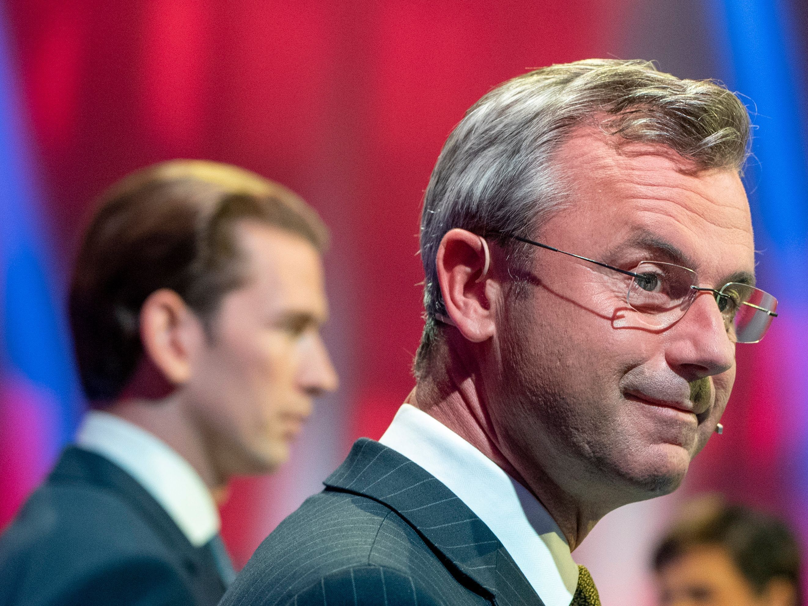 Norbert Hofer will alle positiven Asylbescheide noch einmal neu prüfen lassen.