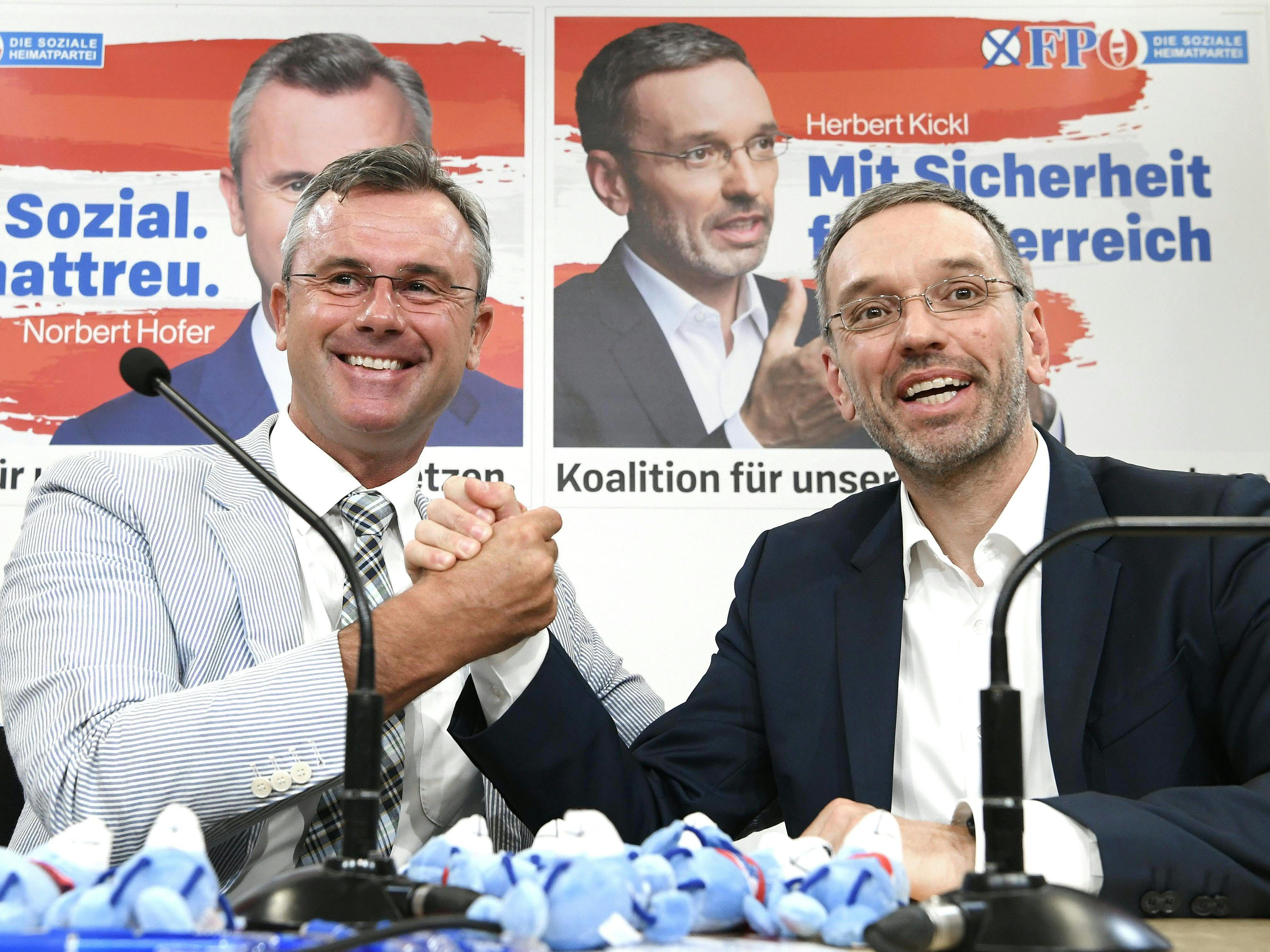 Zwischen NOrbert HOfer und Herbert Kickl passt laut HOfer kein Blatt.