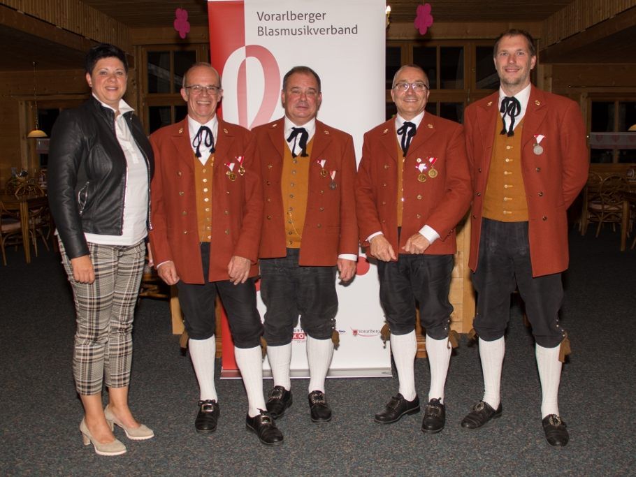 Herzliche Gratulation den Jubilaren Herzliche Gratulation den Jubilaren