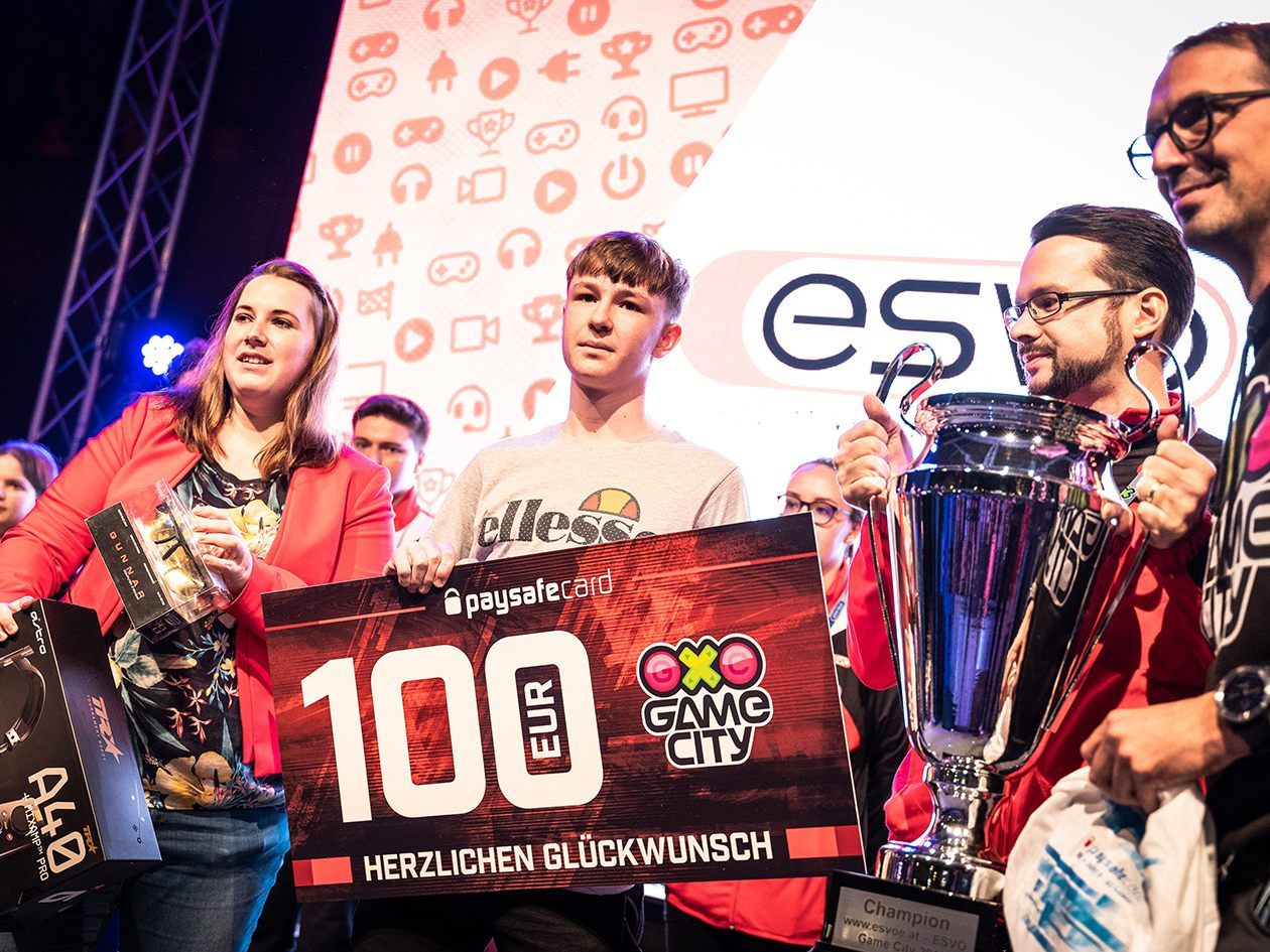 Michael "geco" Schätzer gewann das Fortnite Turnier in Wien. Michael "geco" Schätzer gewann das Fortnite Turnier in Wien.