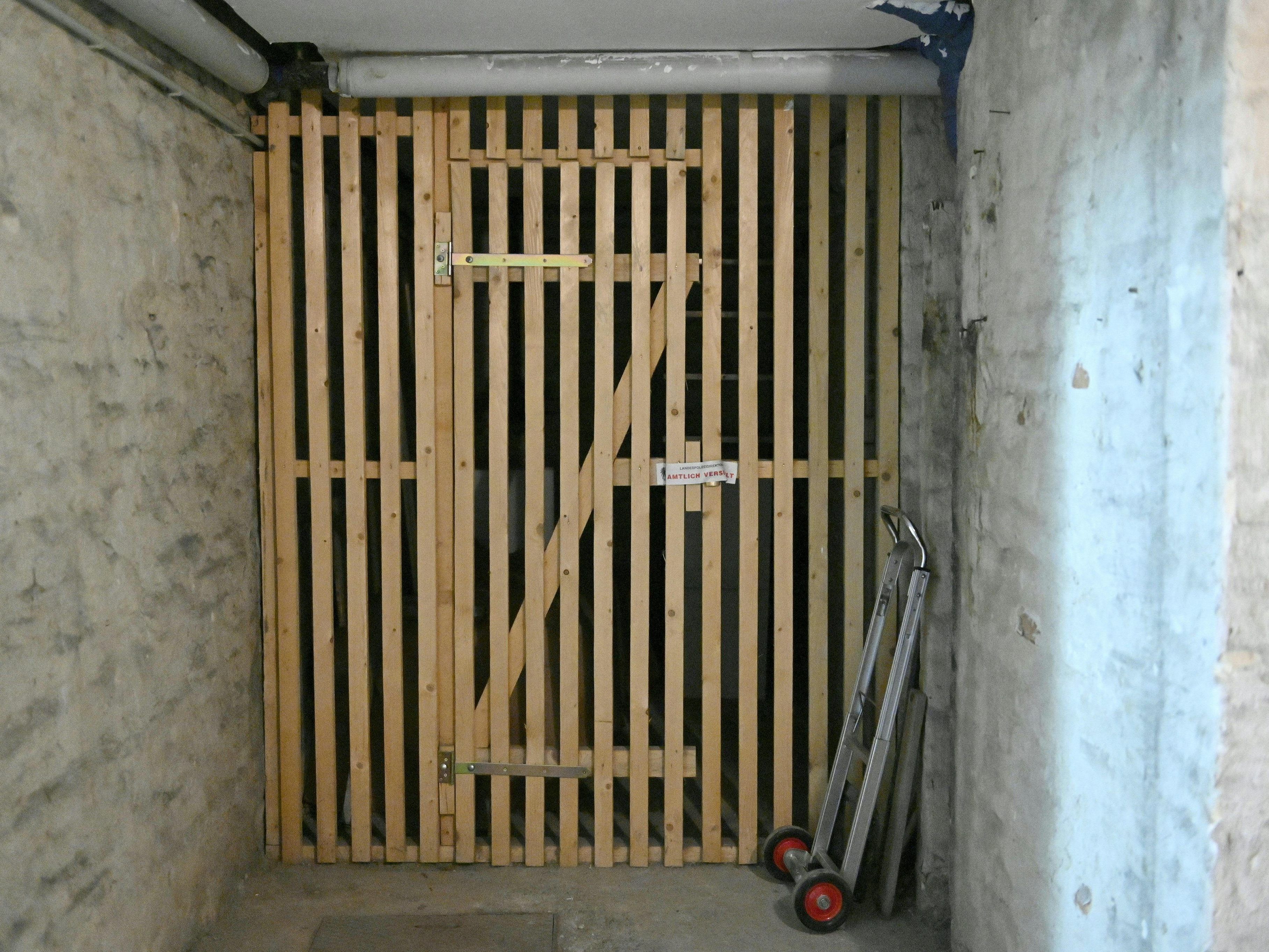 Leiche in Kühltruhe: Das Opfer soll bereits vor drei Jahren gestorben sein.