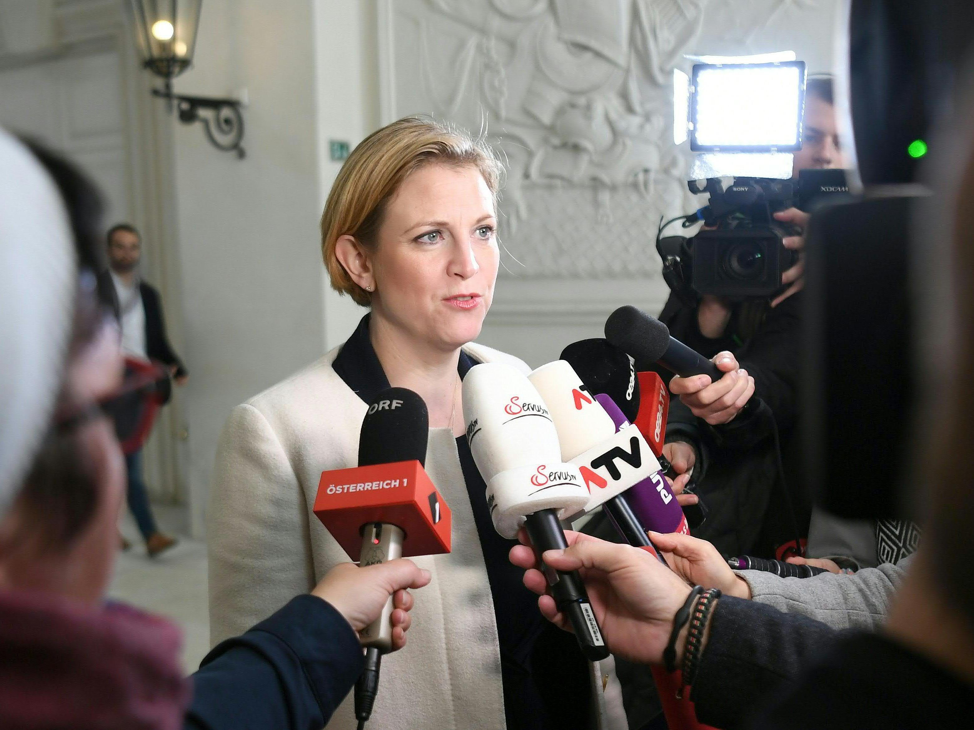 Meinl-Reisinger blickte dem Gespräch "gespannt" entgegen.