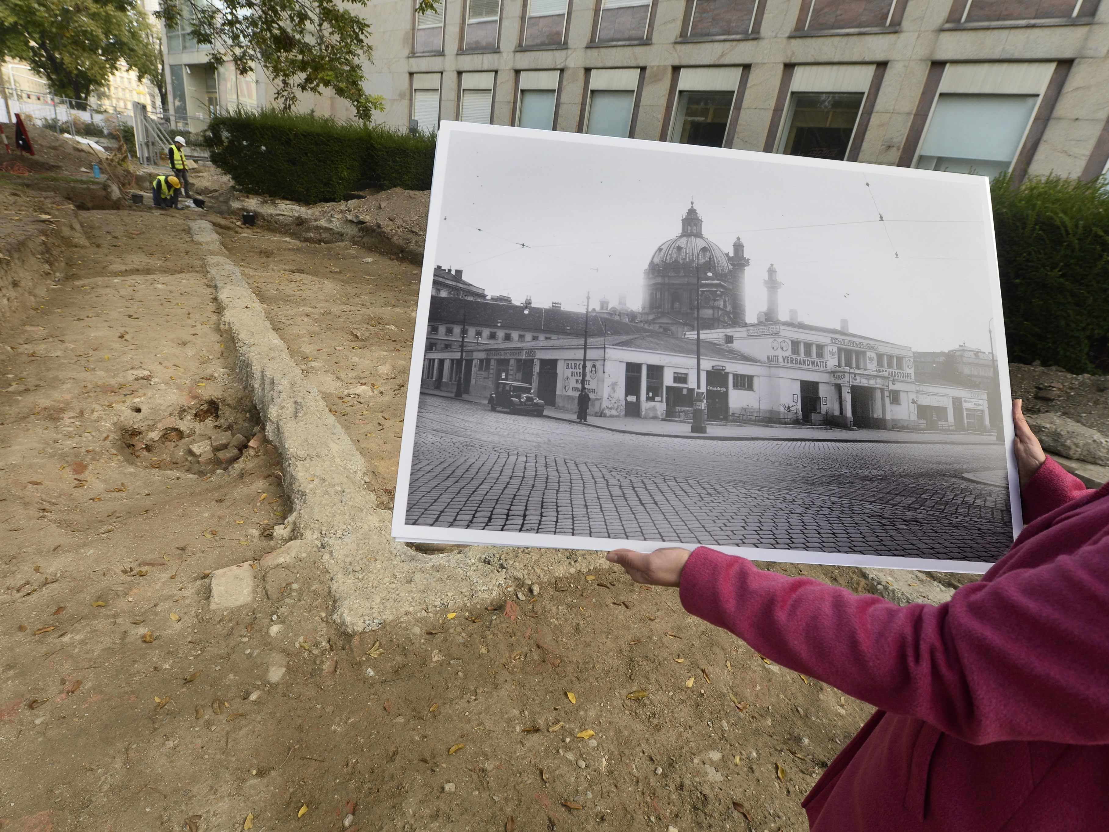 Die "Verkaufshallen am Karlsplatz" werden gerade beim Wien Museum freigelegt. Die "Verkaufshallen am Karlsplatz" werden gerade beim Wien Museum freigelegt.