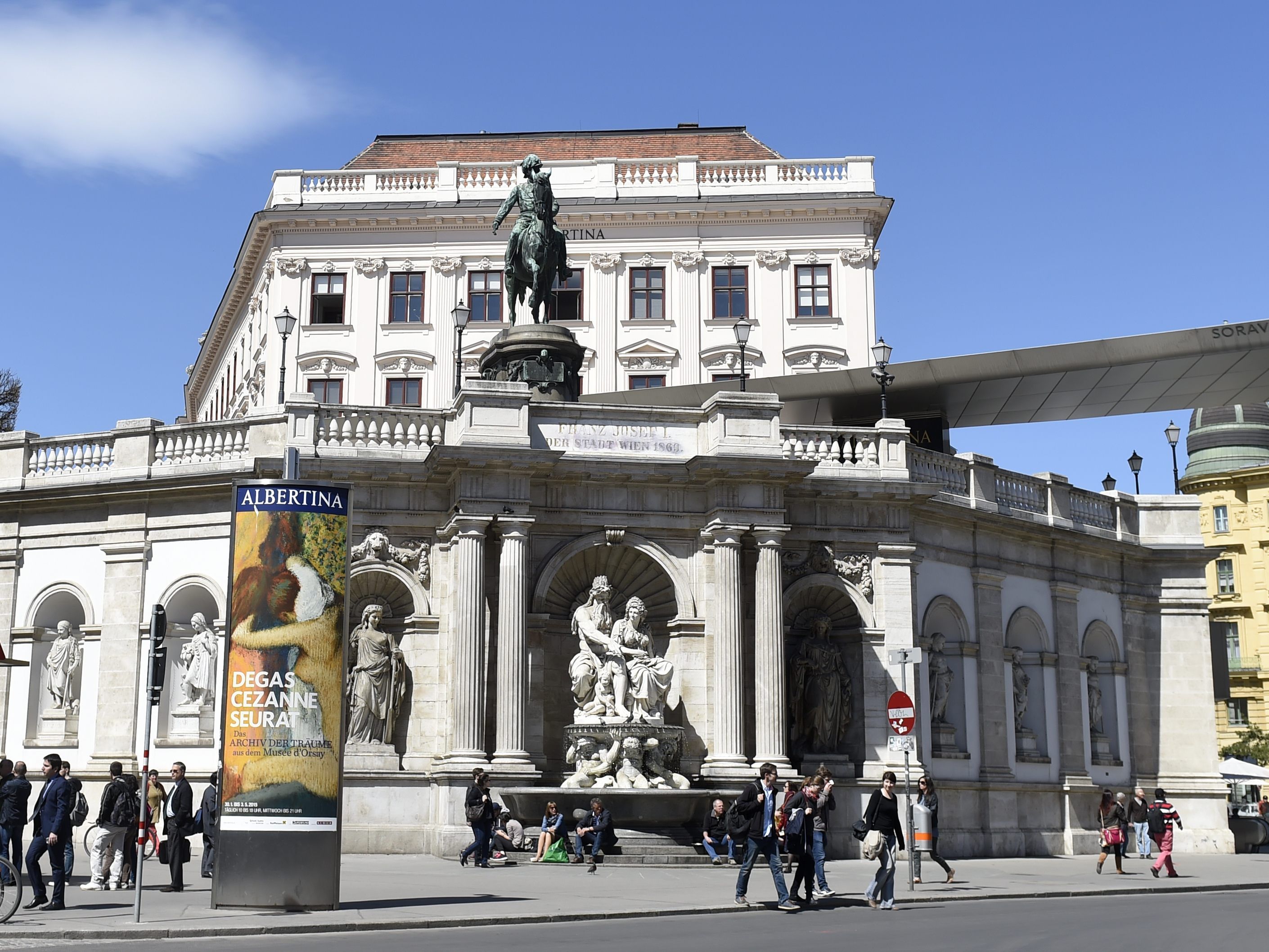 Die Wiener Albertina war bei der Langen Nacht der Museen das meistbesuchteste Haus. Die Wiener Albertina war bei der Langen Nacht der Museen das meistbesuchteste Haus.