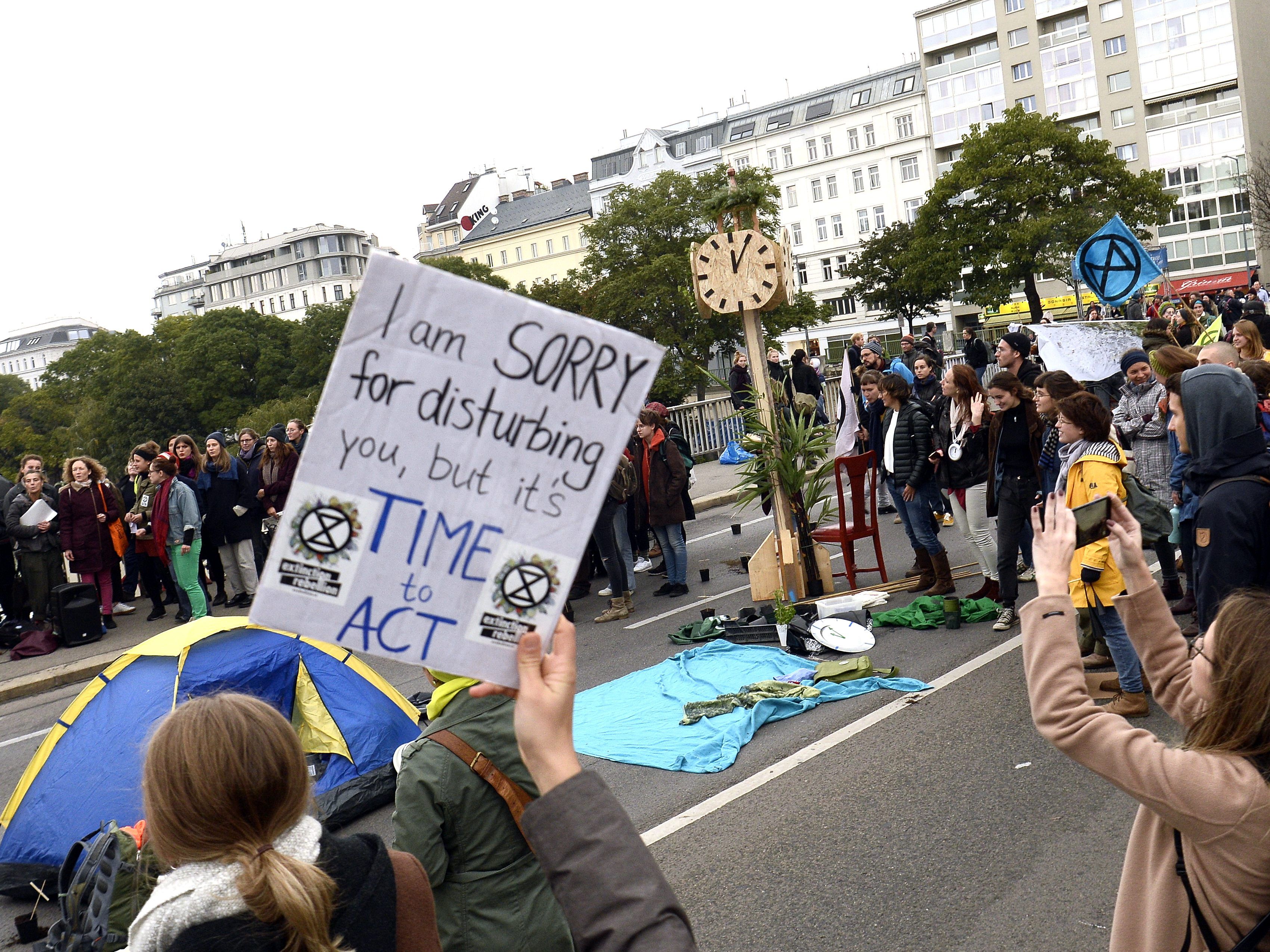 Am Mittwoch fand ein weiterer Protest der "Extinction Rebellion"-Aktivisten in Wien statt.