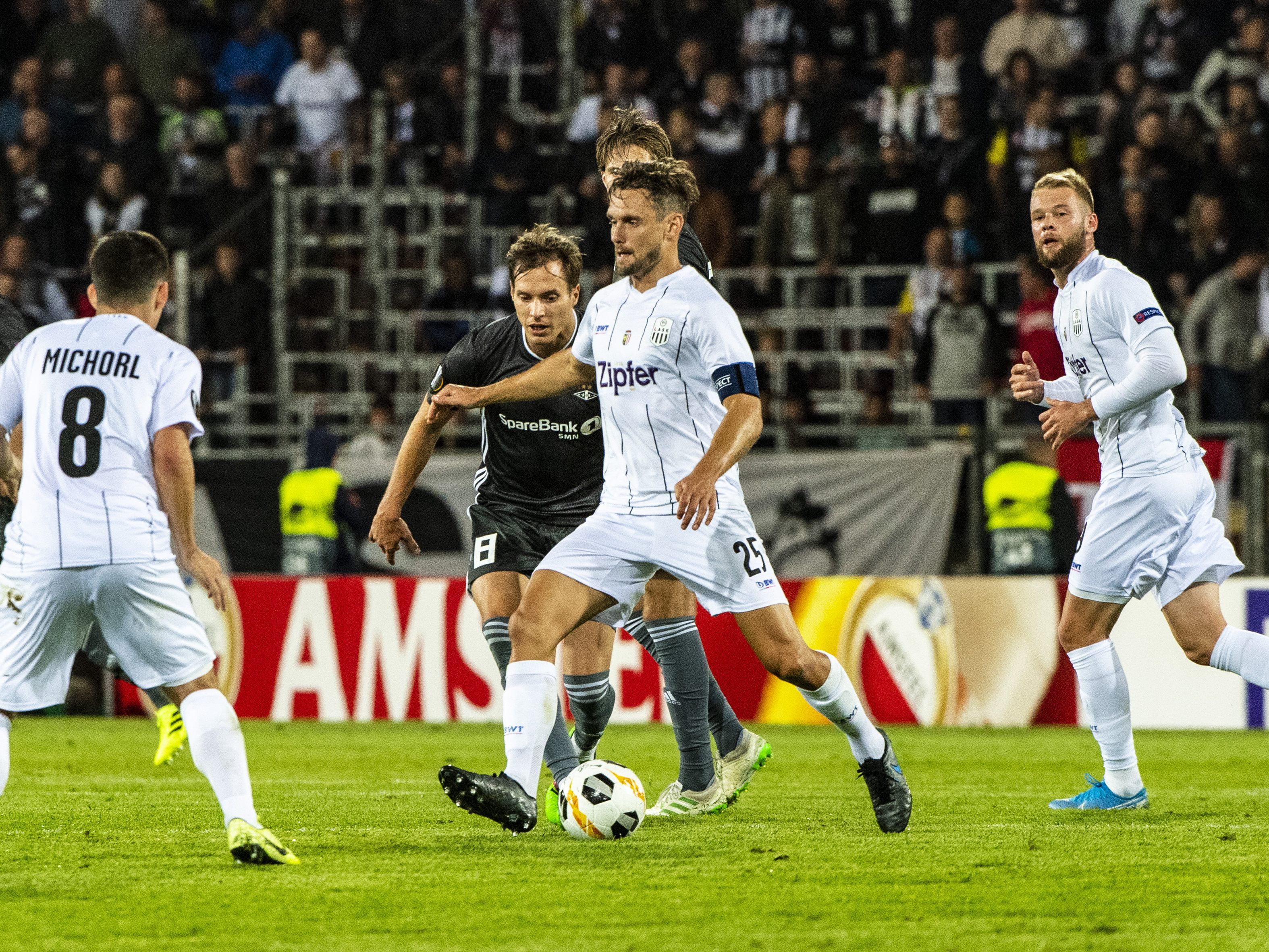 Hier sehen Sie das Match zwischen Sporting Lissabon und dem LASK live im TV