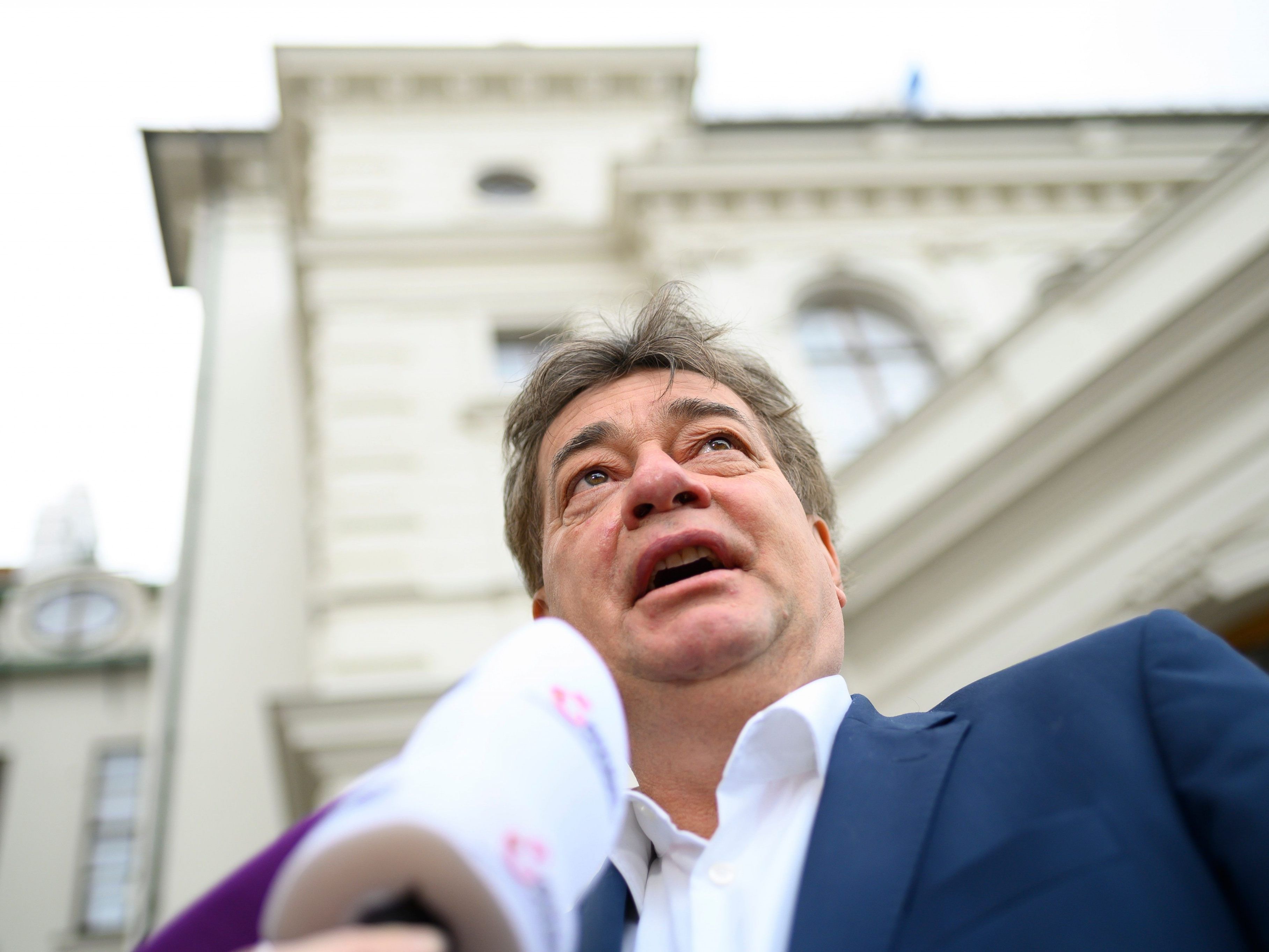 Werner Kogler tritt um 10.30 vor die Presse.