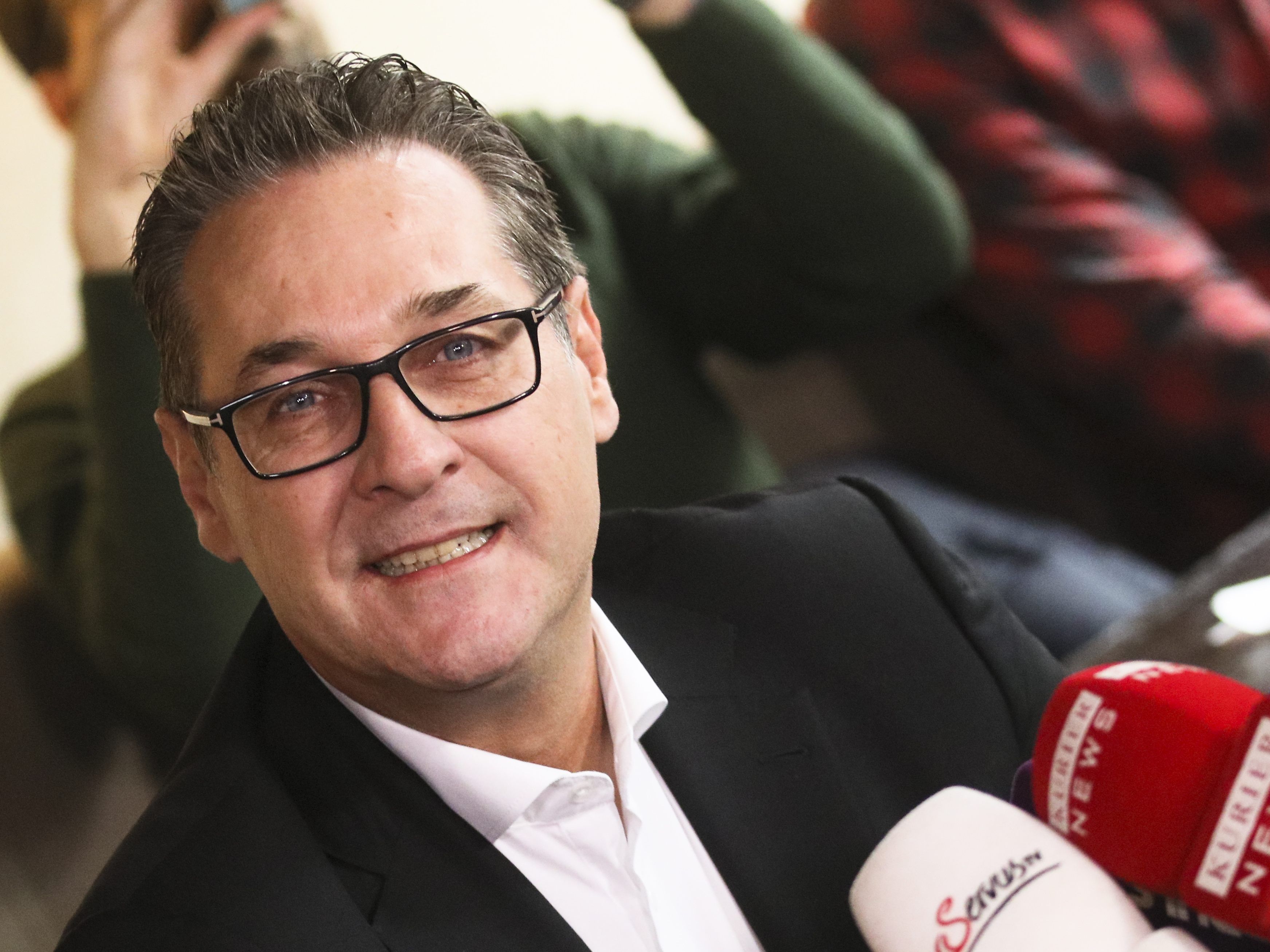 Der Polit-Rückzug von HC Strache sorgt auch international für Aufregung. Der Polit-Rückzug von HC Strache sorgt auch international für Aufregung.