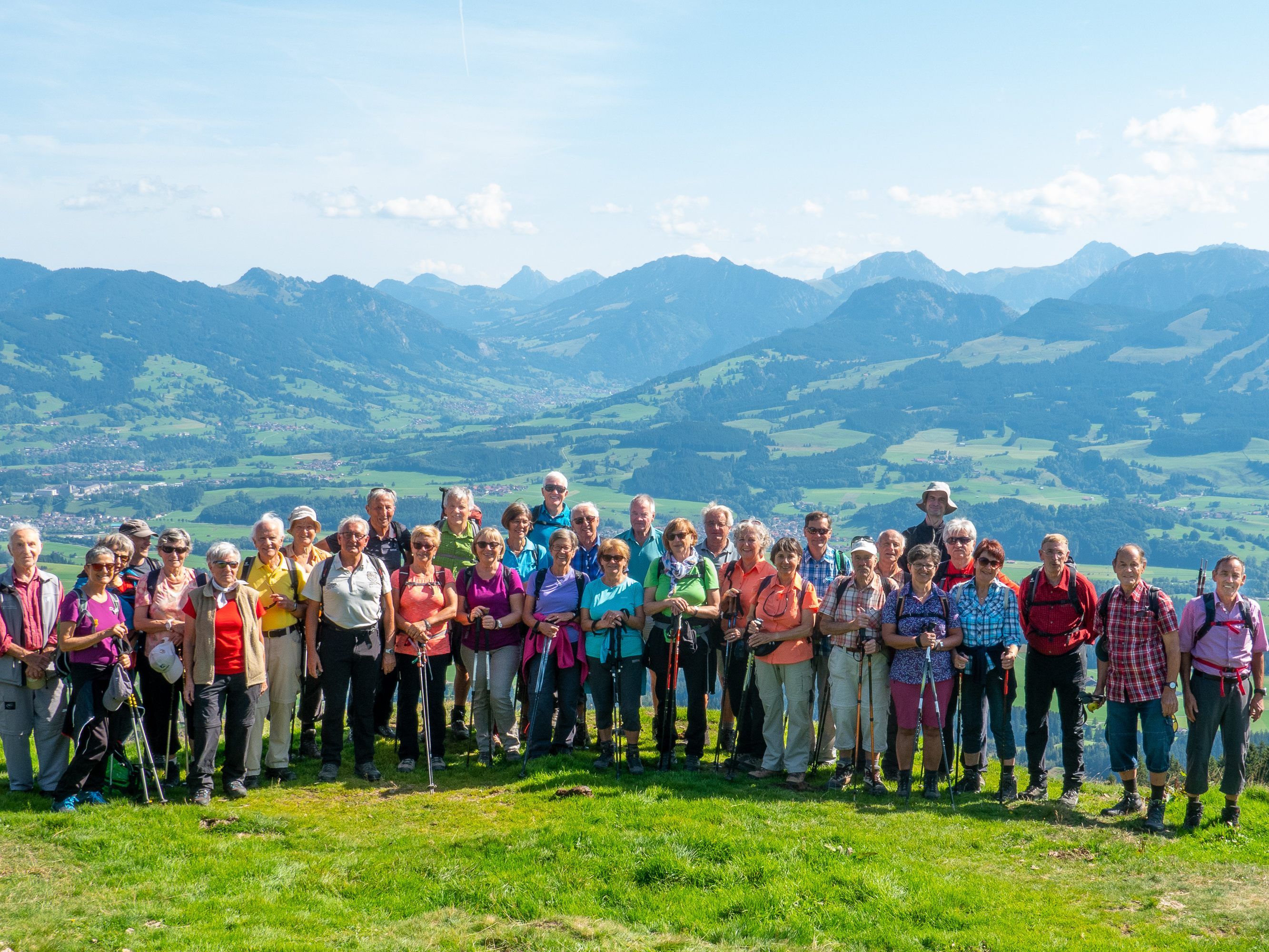 Wandergruppe beim Rastplatz Rangiswang Wandergruppe beim Rastplatz Rangiswang