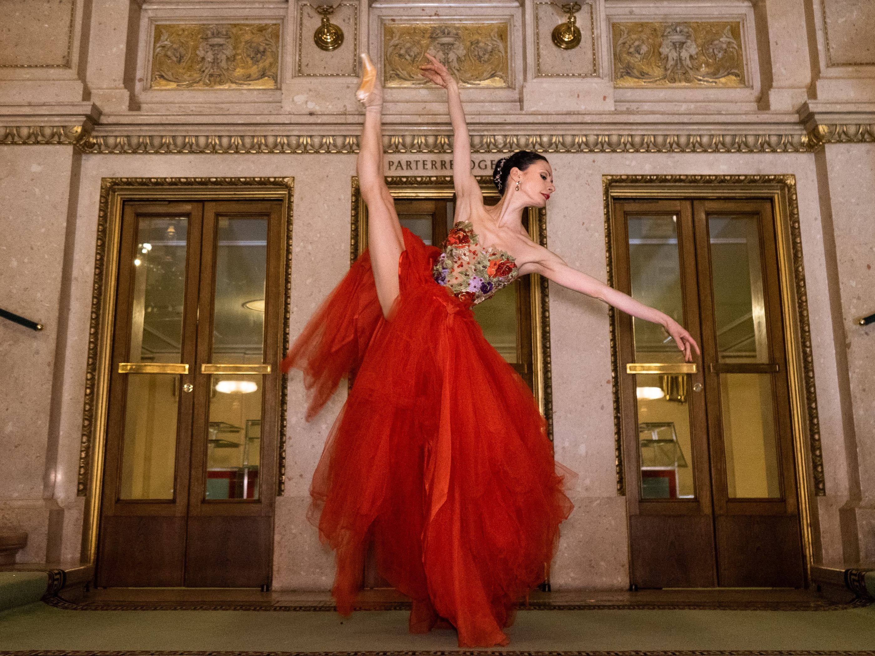 Liudmila Konovalova ist Prima Ballerina in der Wiener Staatsoper. Liudmila Konovalova ist Prima Ballerina in der Wiener Staatsoper.