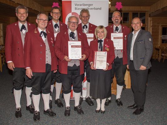 Ehrungen in der Harmoniemusik Nüziders Ehrungen in der Harmoniemusik Nüziders
