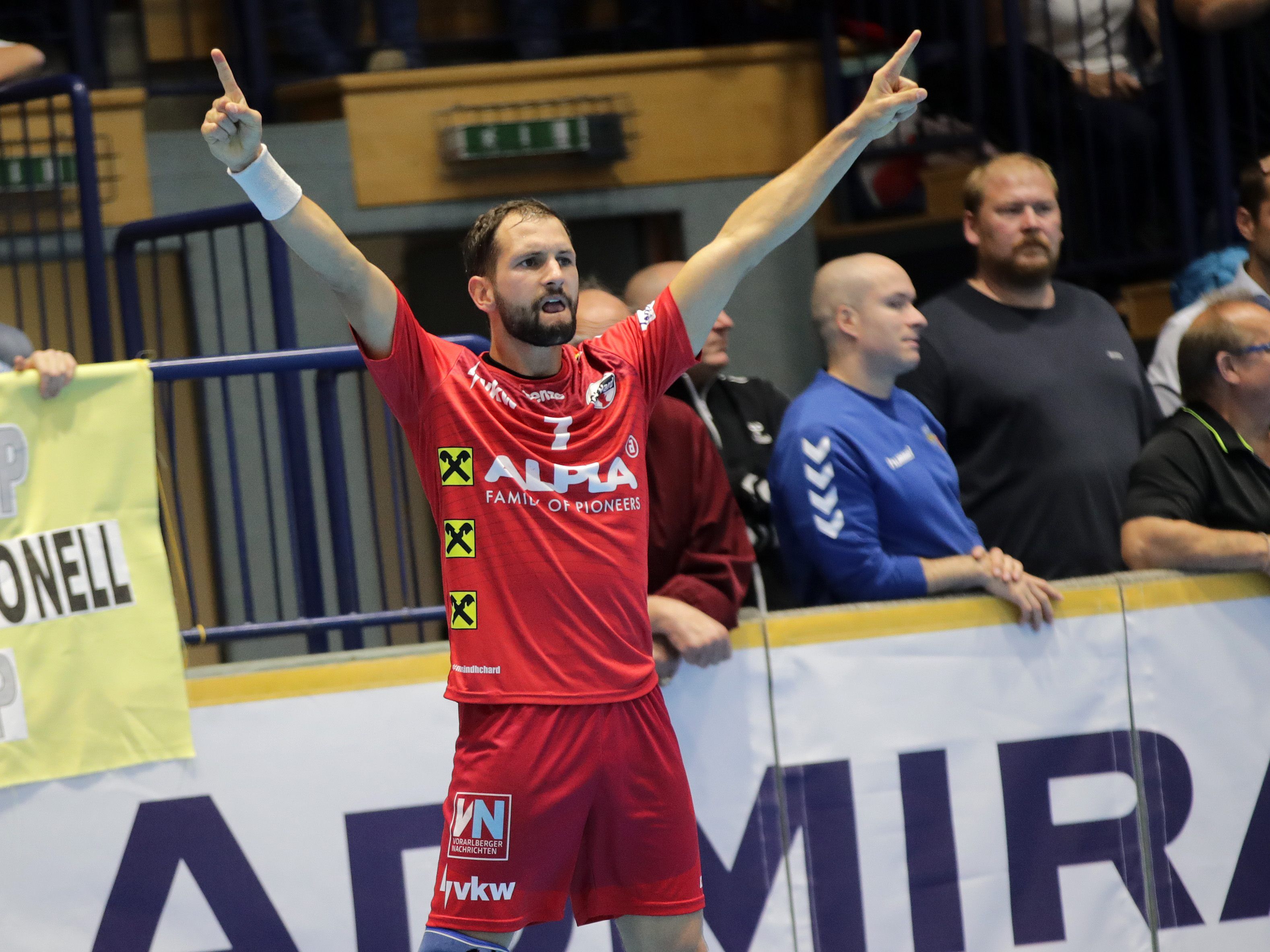 Luca Raschle und Co. jubelten auch heute in Krems über einen Sieg. Luca Raschle und Co. jubelten auch heute in Krems über einen Sieg.