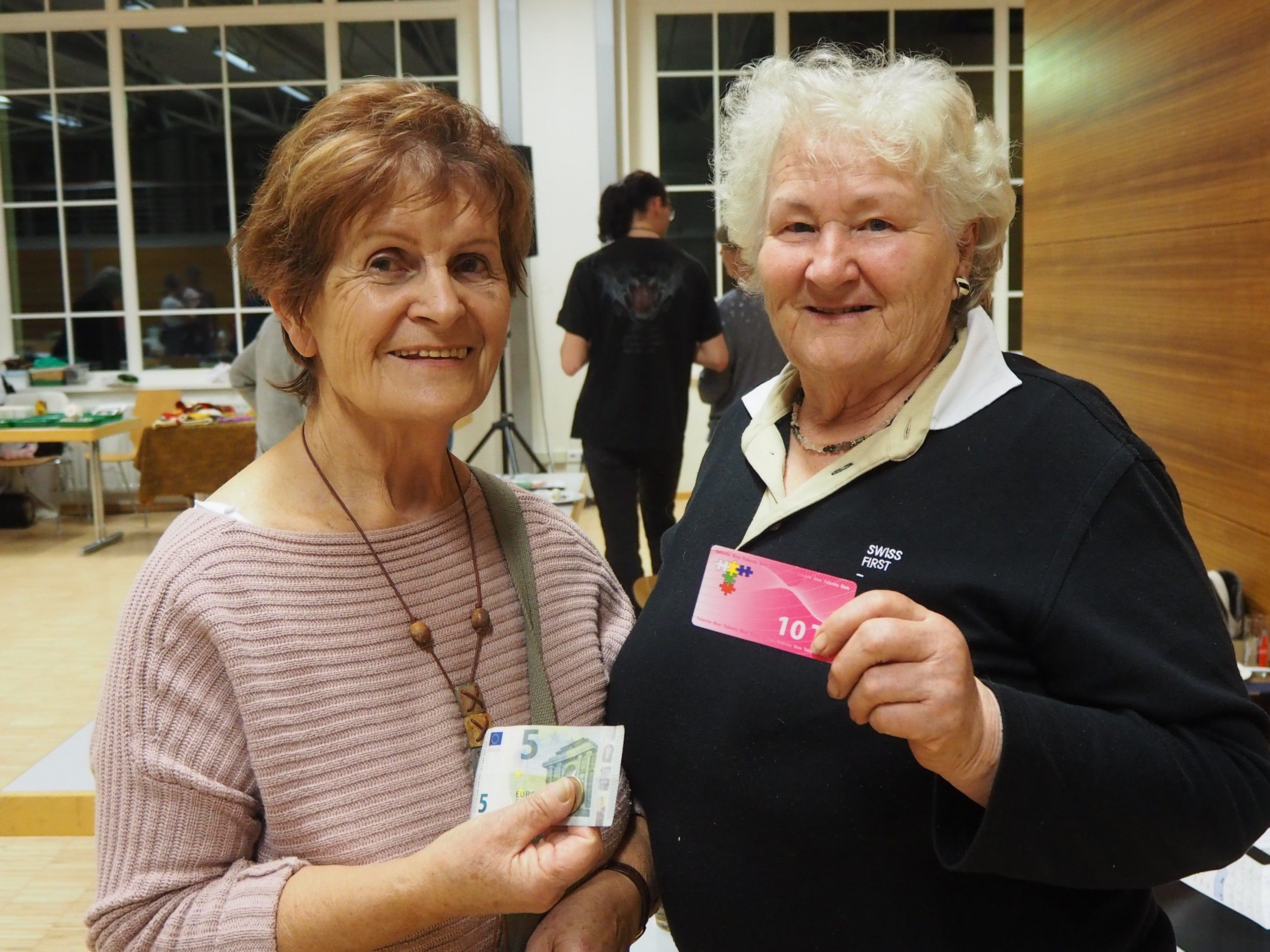 Geld gegen Talente: Hilde und Erika