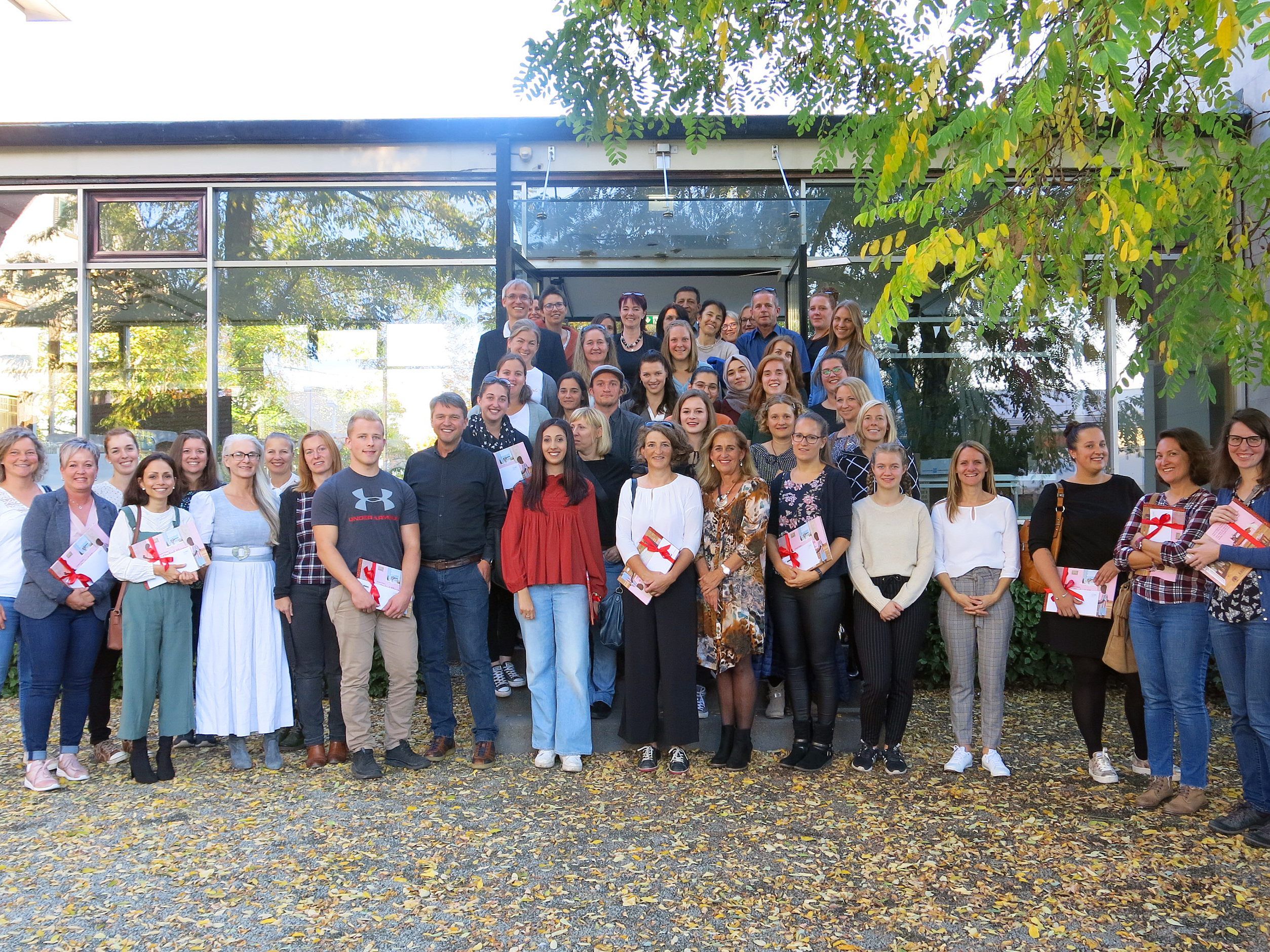 52 neue Pädagoginnen und Pädagogen, Direktorinnen, Direktoren und die Kindergartenleiterinnen waren zum Empfang ins Rathaus geladen.