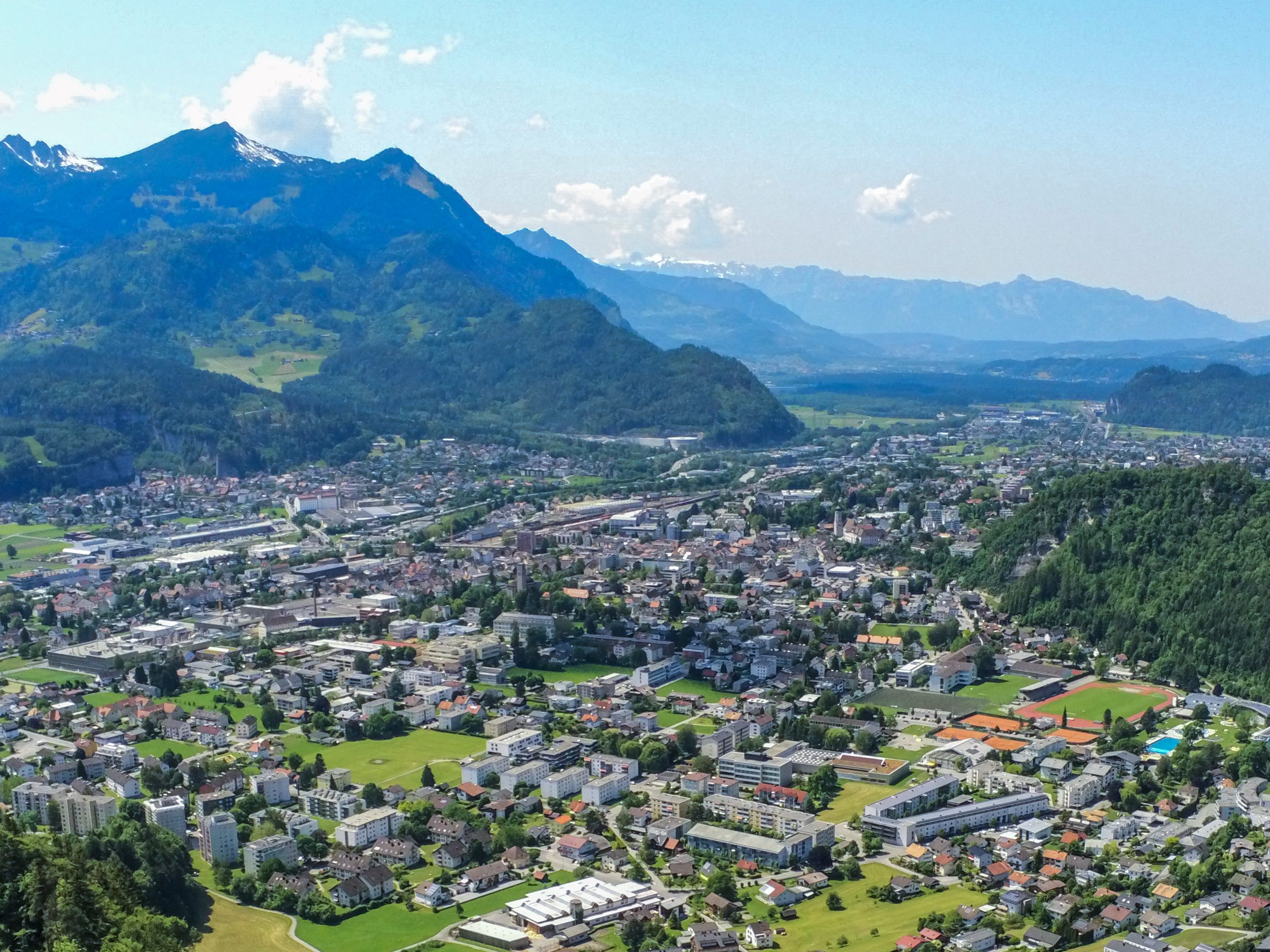 Symbolbild: Immer mehr Unterstützer für die Trennung von Wirtschaft und Raumplanung in Vorarlberg.