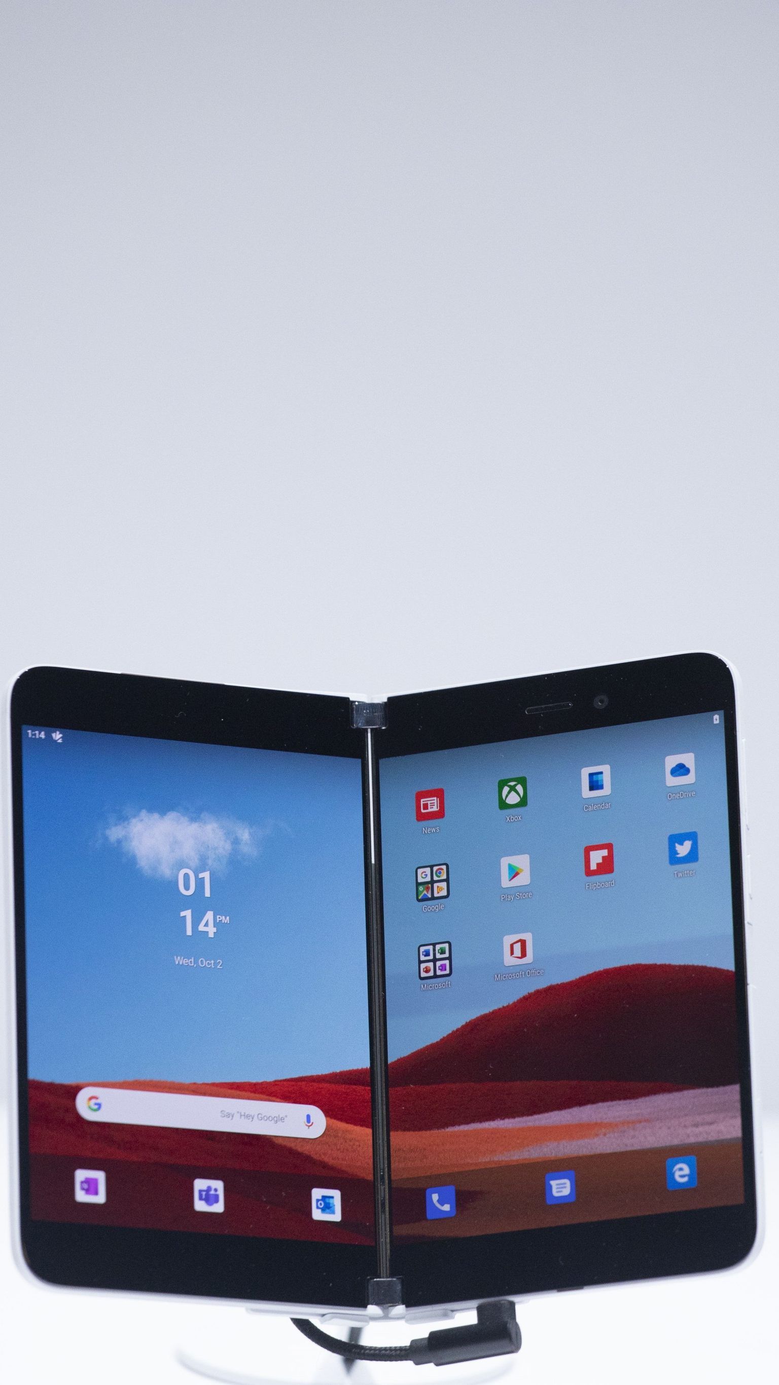 Microsoft Duo - ein faltbares Smartphone.