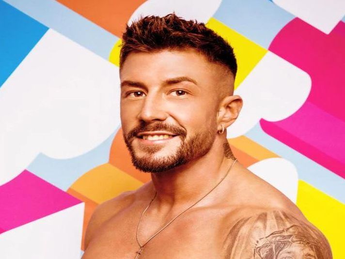 "Love Island"-Kandidat Mischa. "Love Island"-Kandidat Mischa.