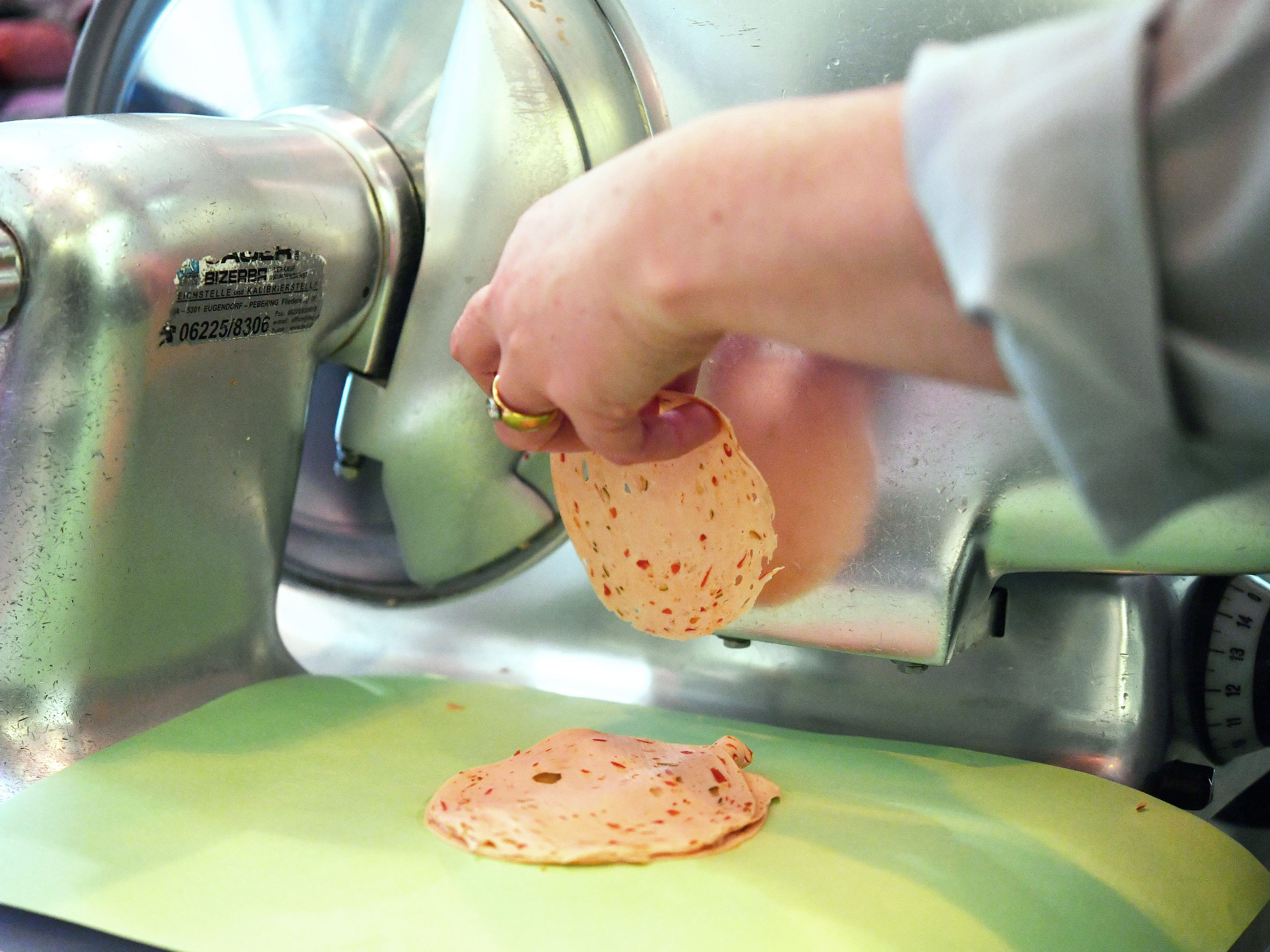 Fleisch- und Wurstprodukte sind betroffen.