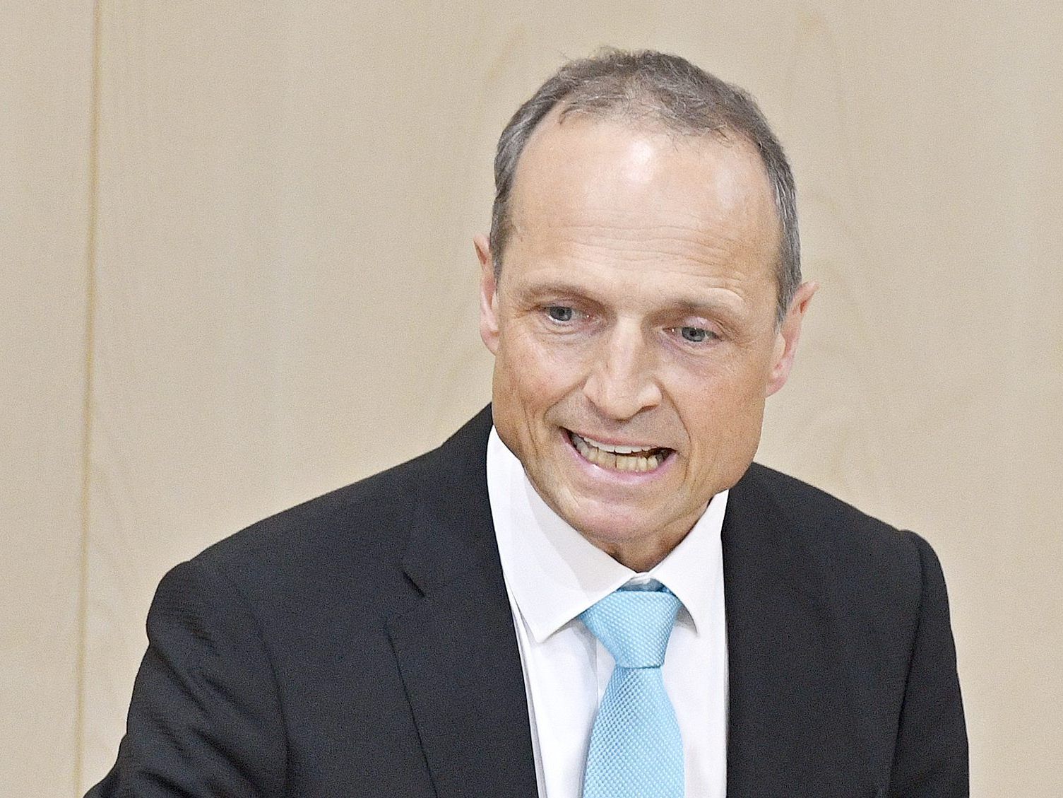 ÖVP-Verfassungssprecher Wolfgang Gerstl fordert Zangers Rücktritt.